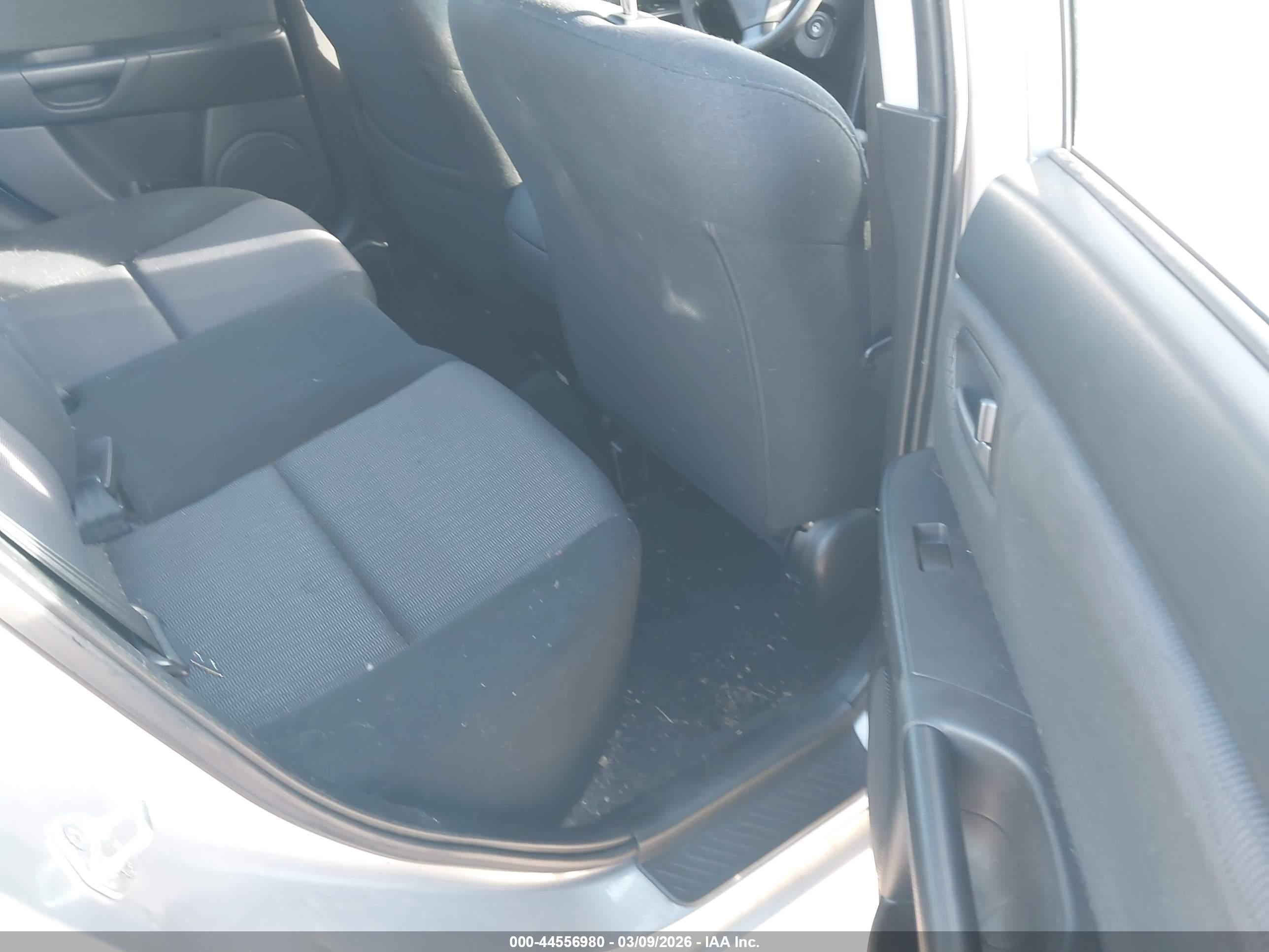 MAZDA MAZDA3 image 8