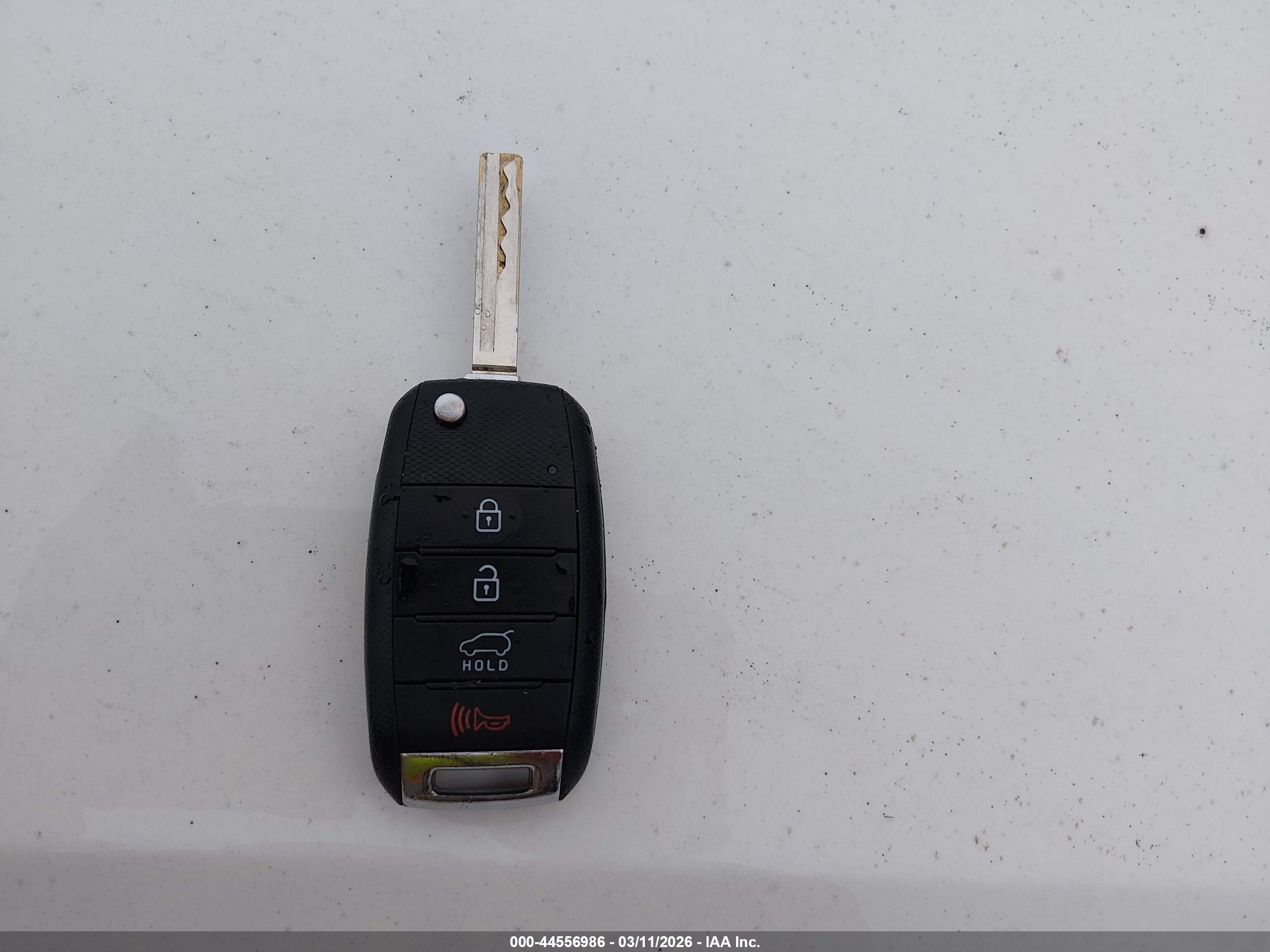 KIA SORENTO image 11