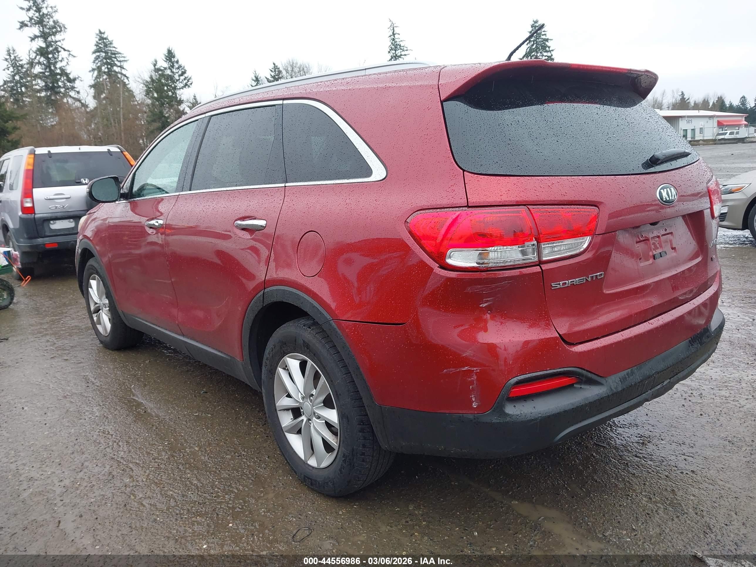 KIA SORENTO image 3