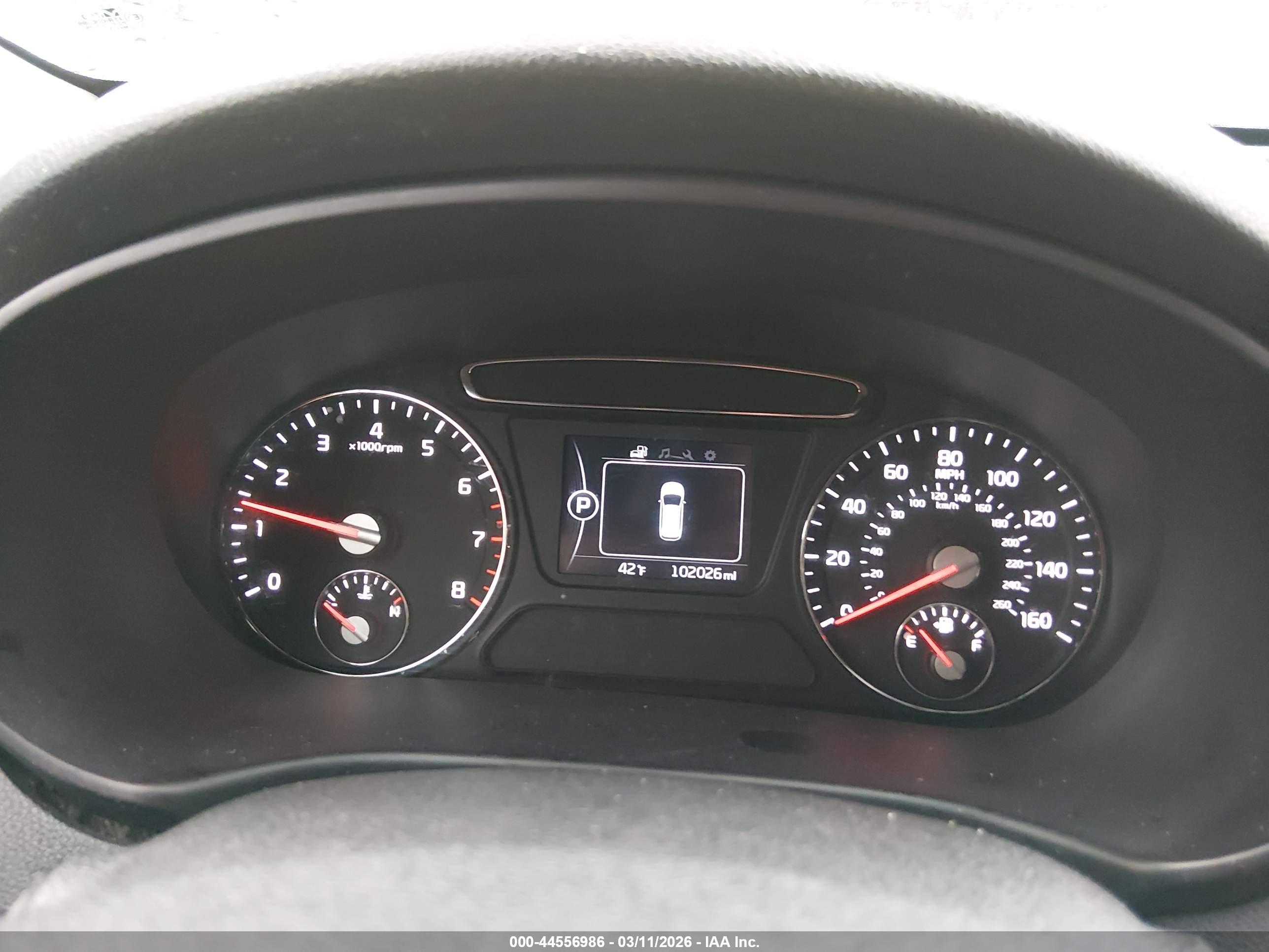 KIA SORENTO image 7