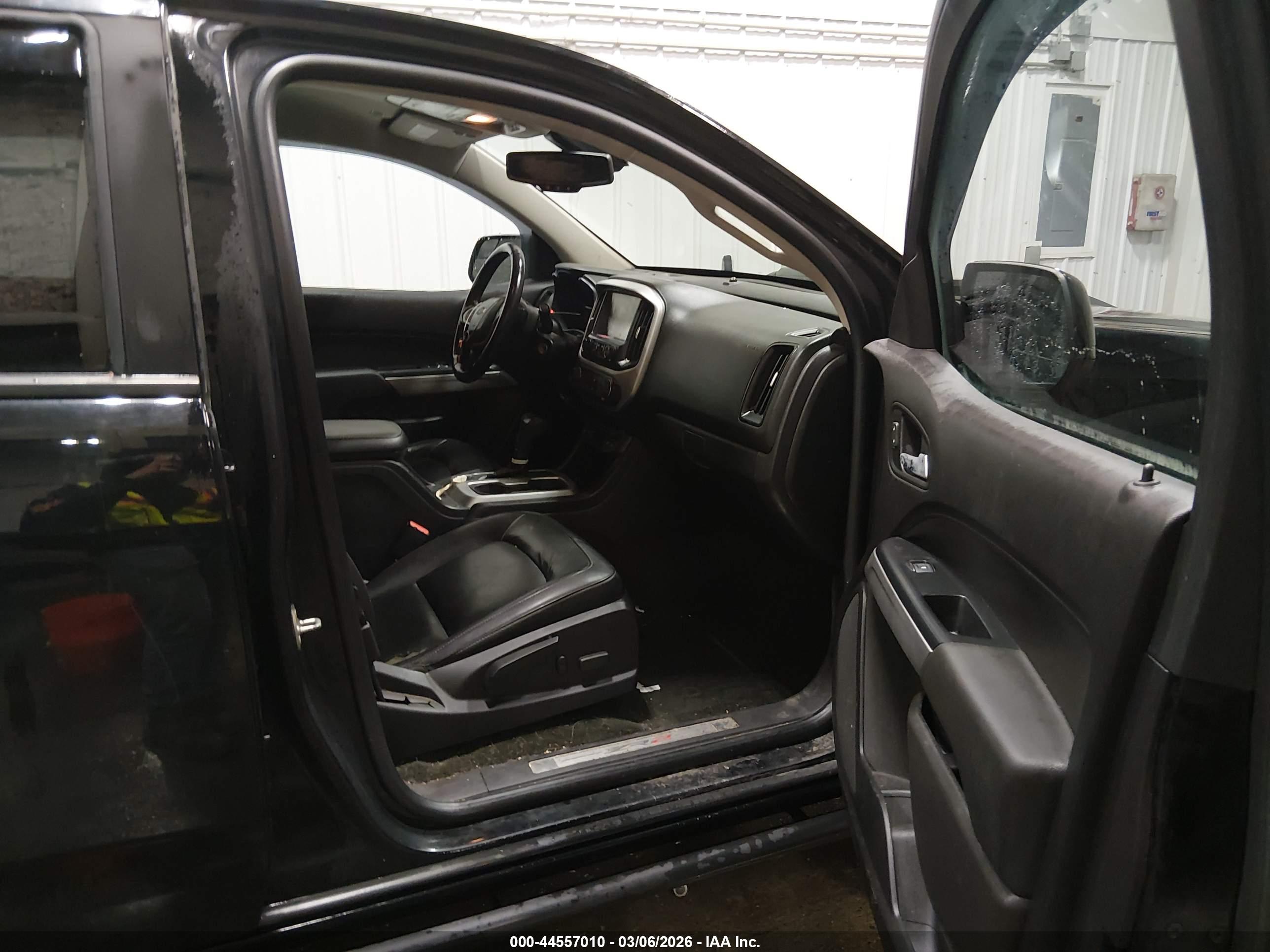CHEVROLET COLORADO image 5