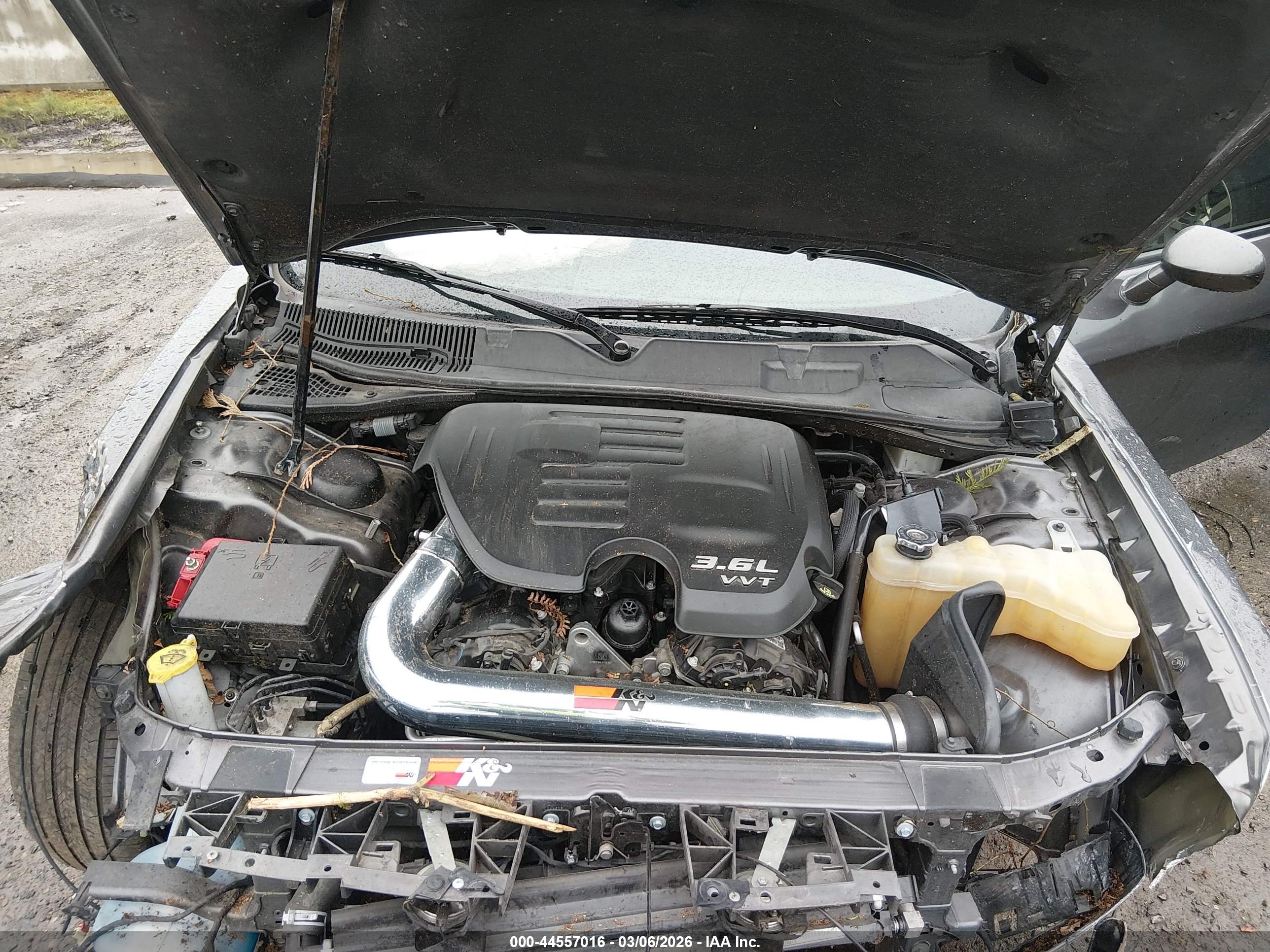 DODGE CHALLENGER image 10
