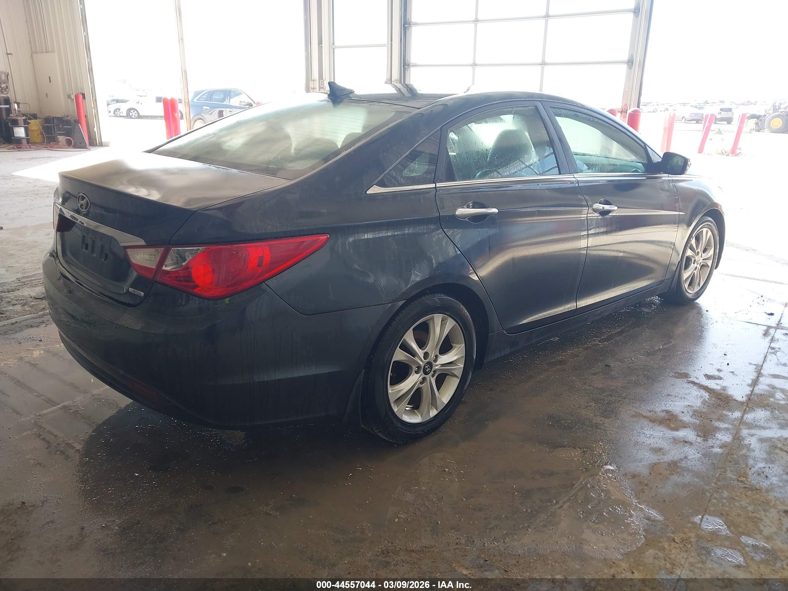 HYUNDAI SONATA image 4