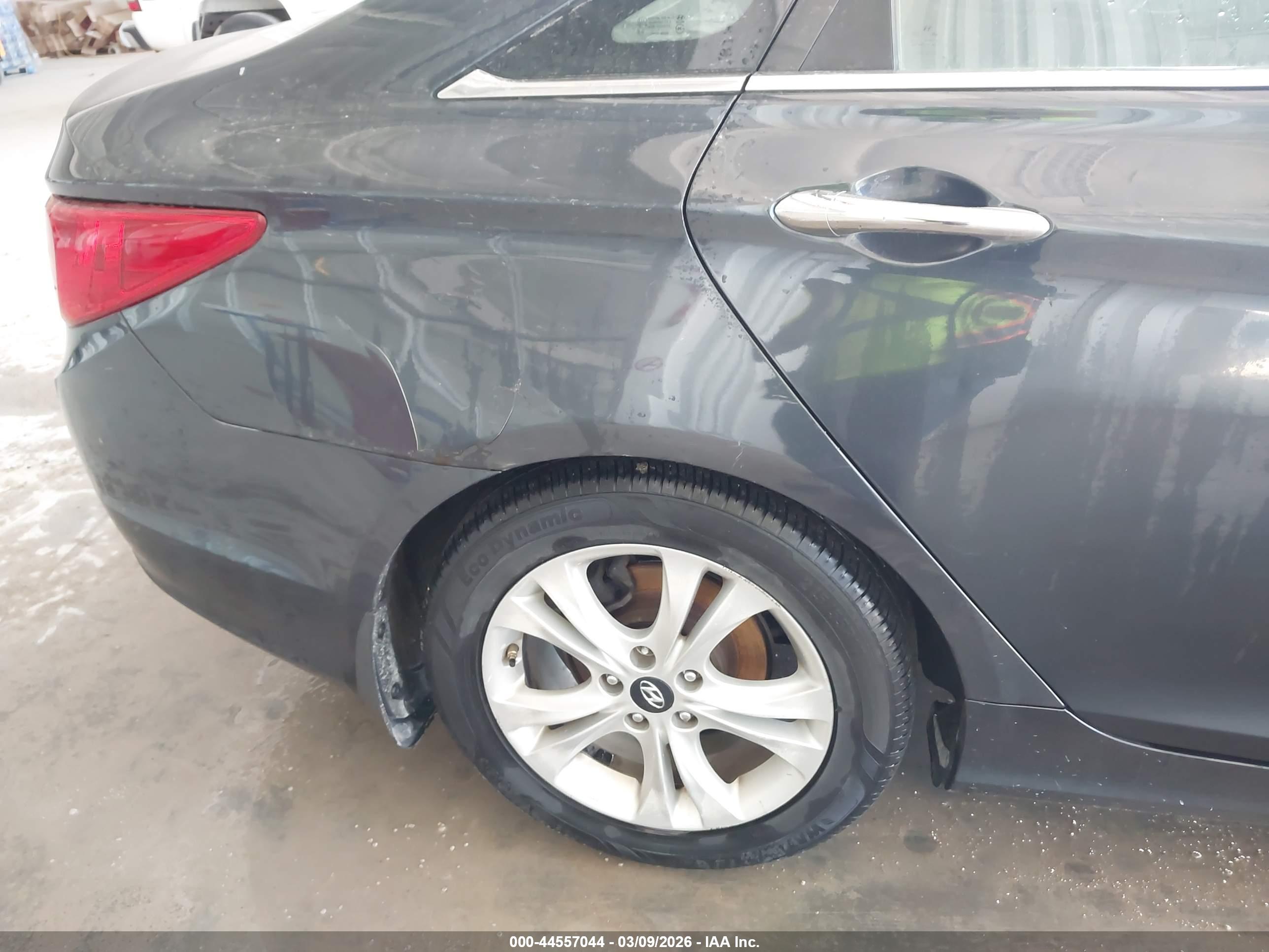 HYUNDAI SONATA image 6