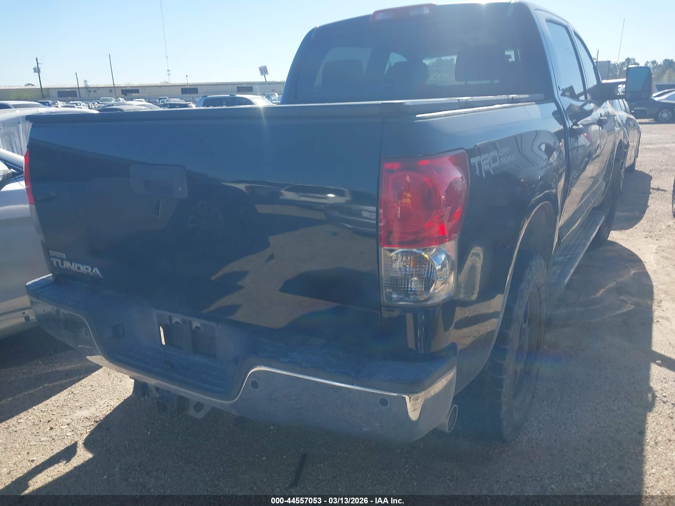 TOYOTA TUNDRA image 4