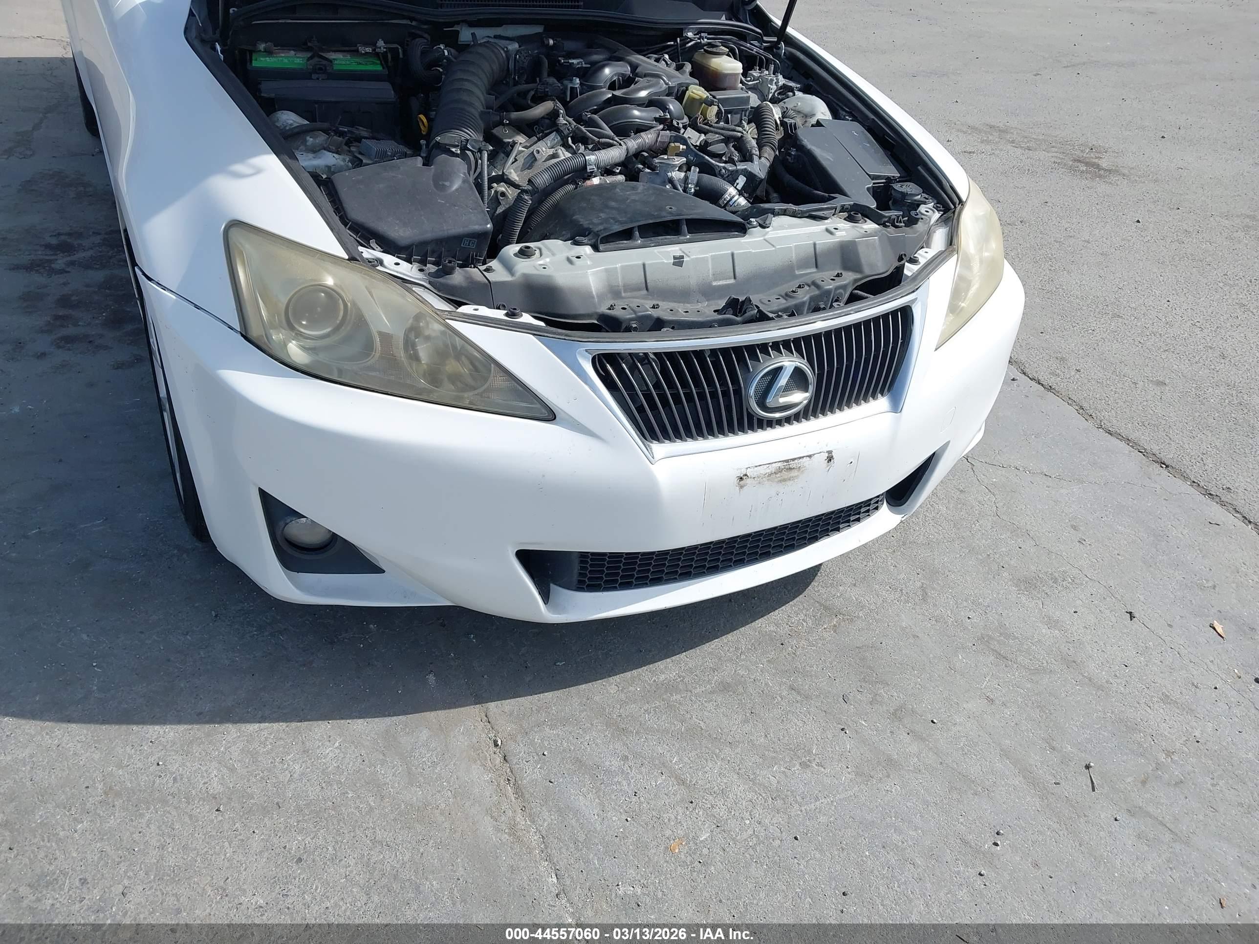 LEXUS IS image 6