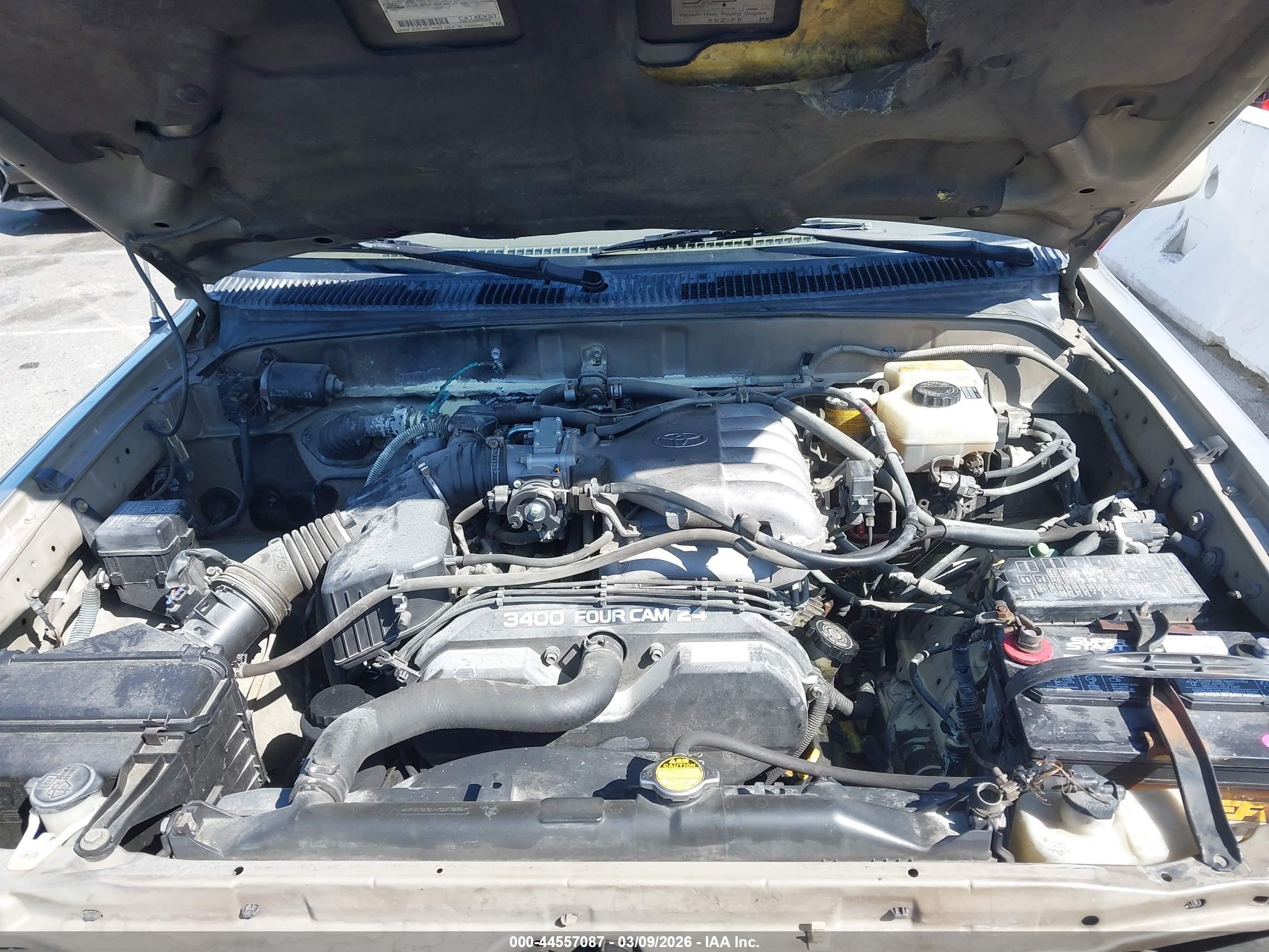 TOYOTA 4RUNNER image 10
