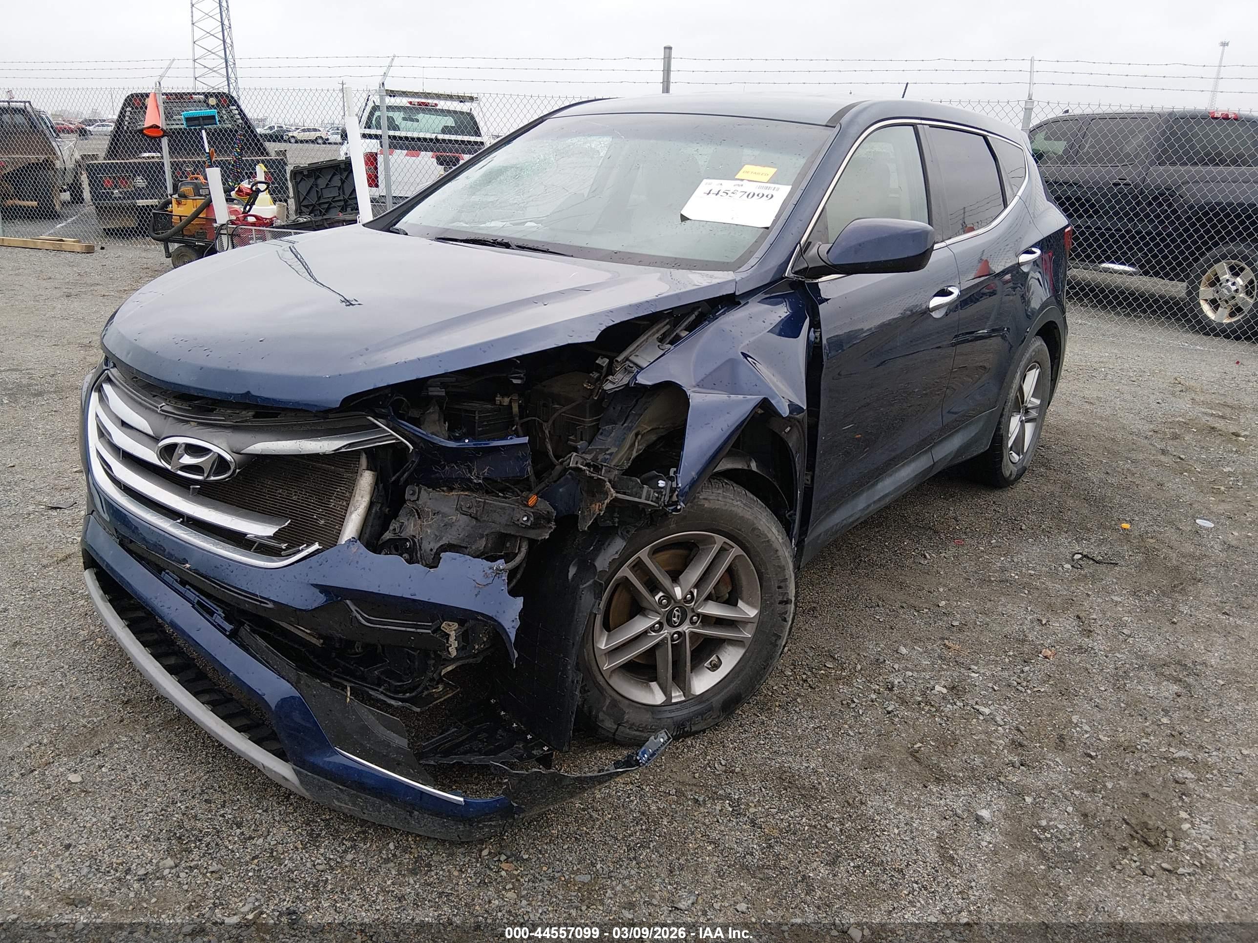 HYUNDAI SANTA image 2
