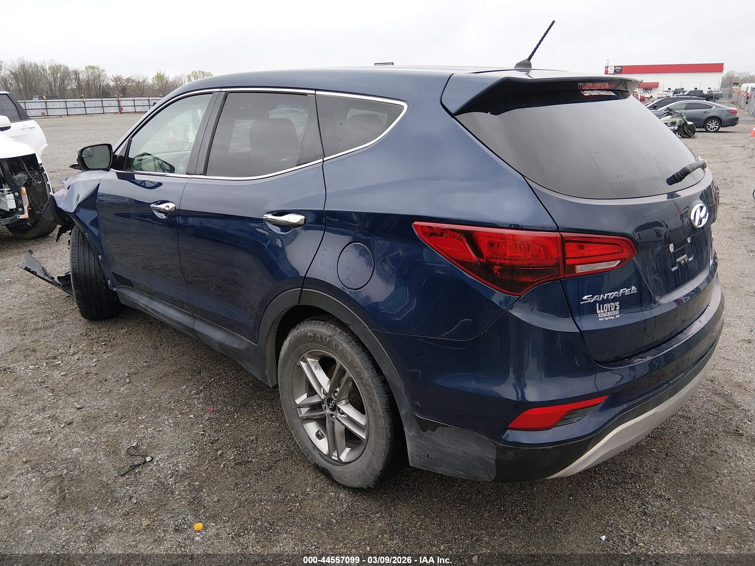 HYUNDAI SANTA image 3