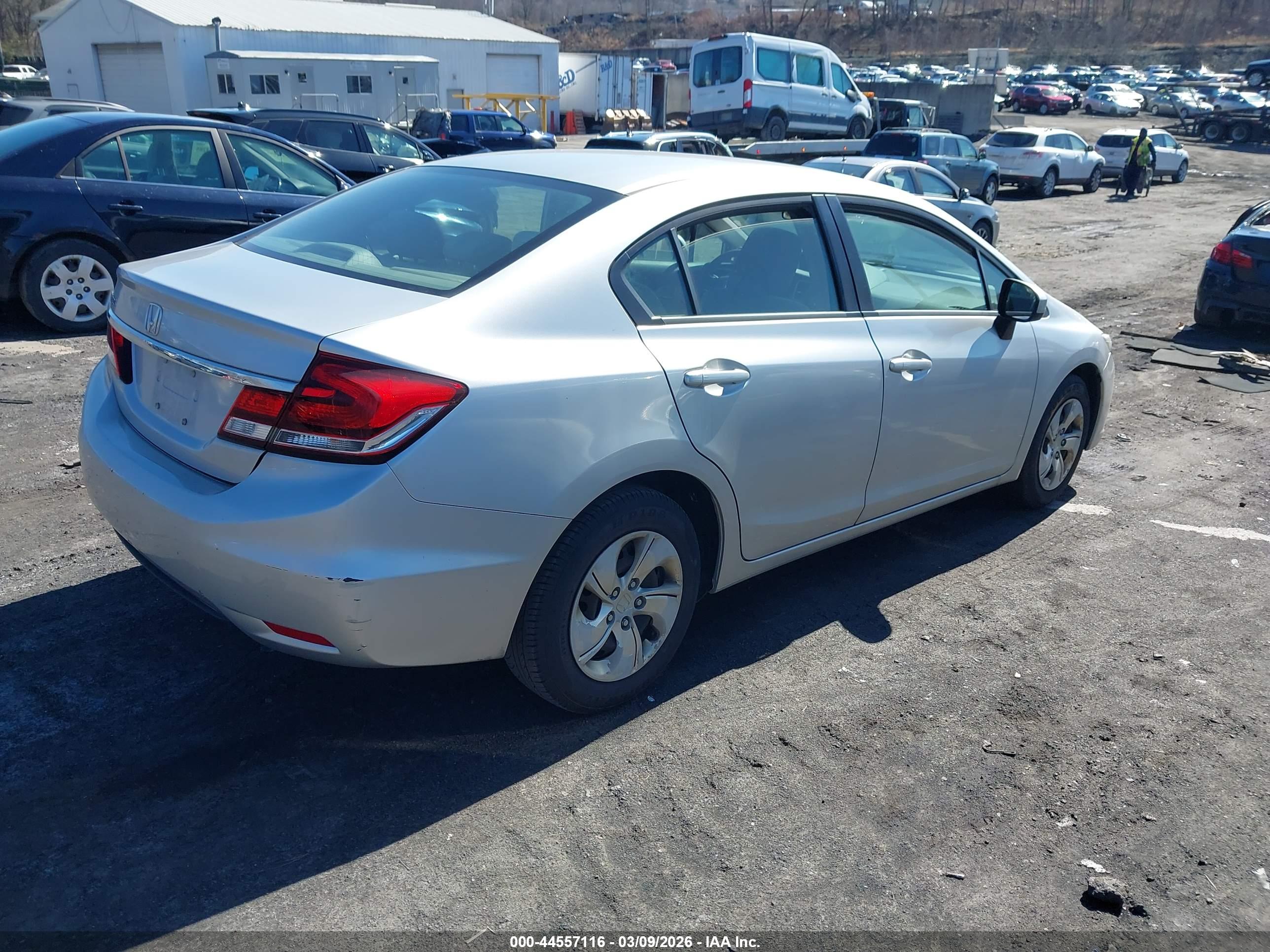 HONDA CIVIC image 4