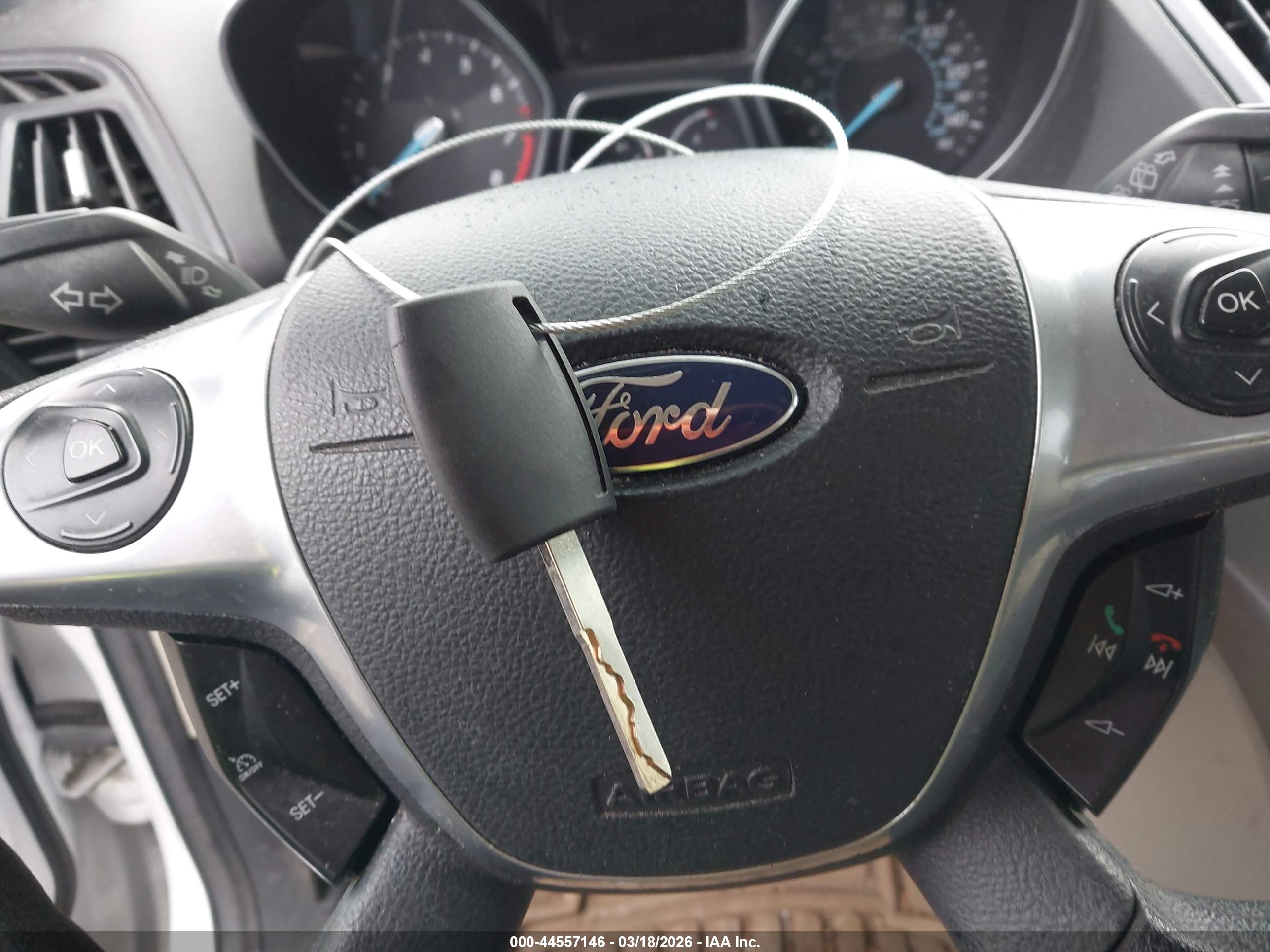 FORD ESCAPE image 11