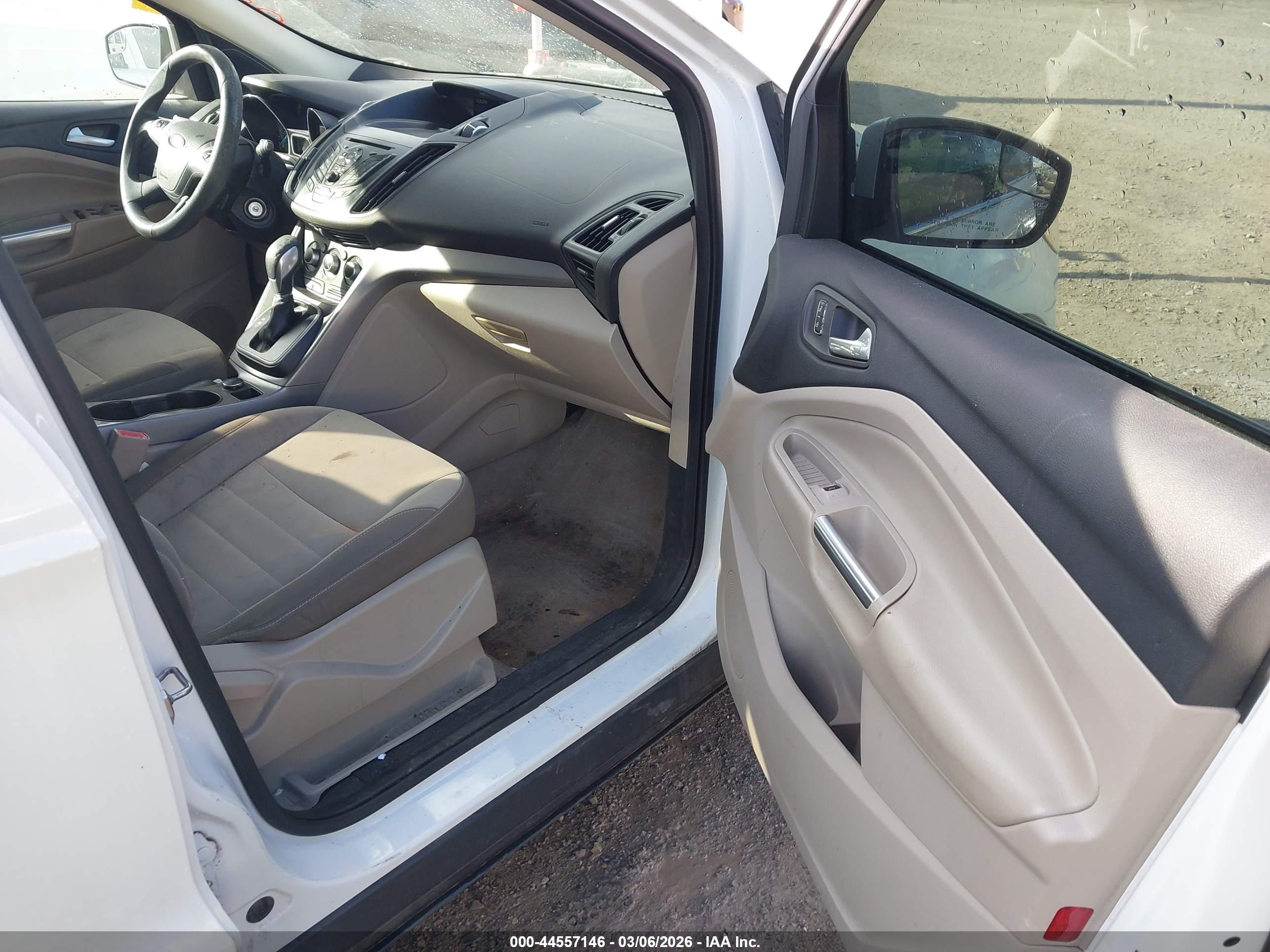 FORD ESCAPE image 5
