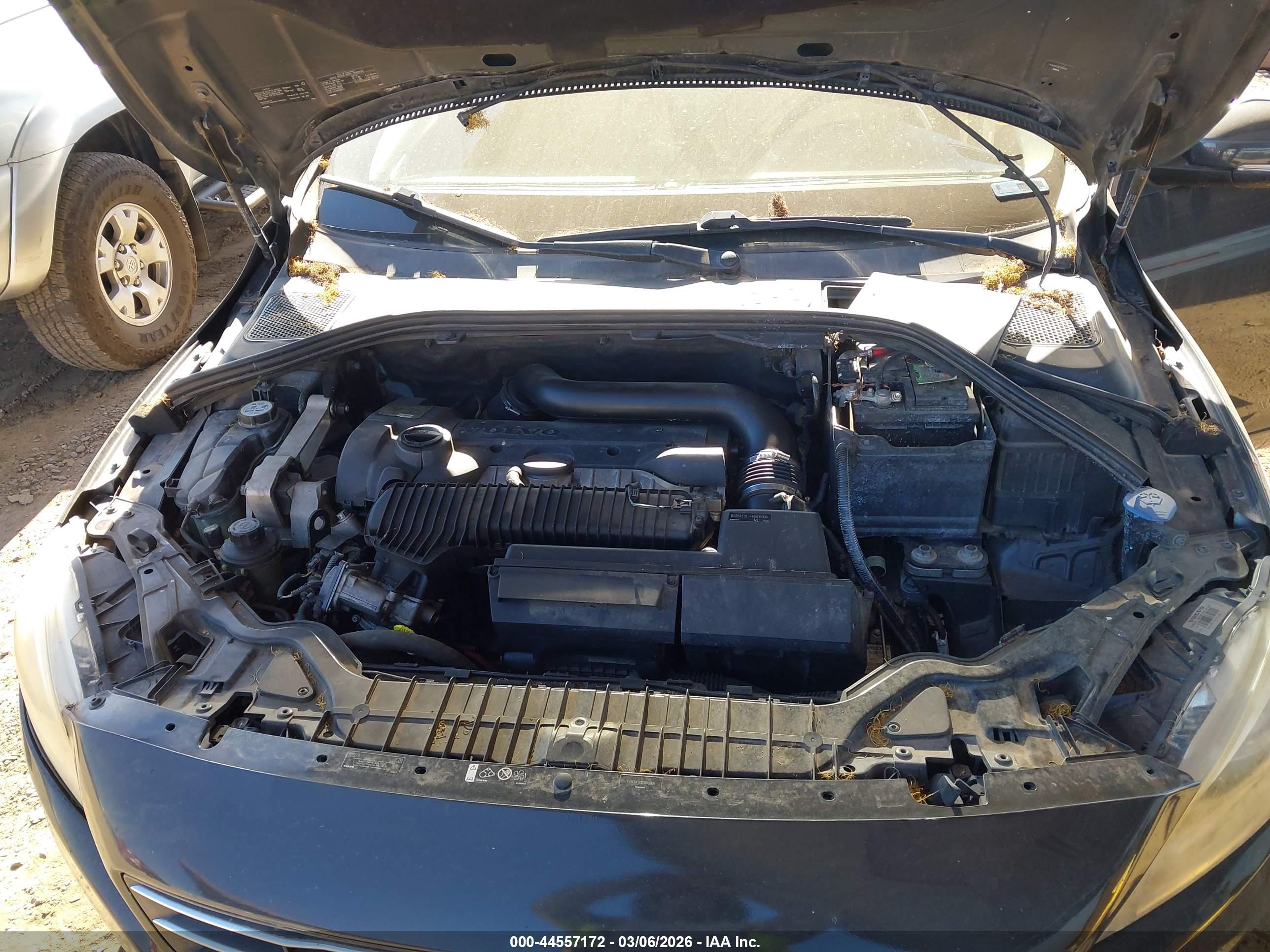 VOLVO S60 image 10