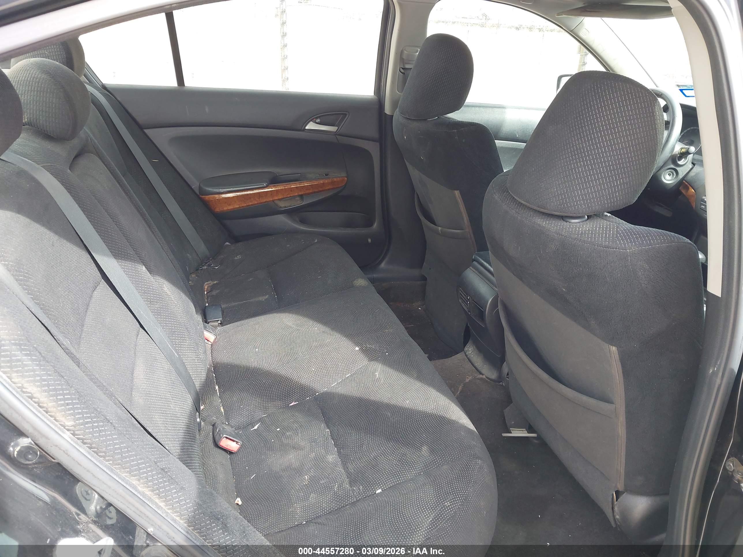 HONDA ACCORD image 8
