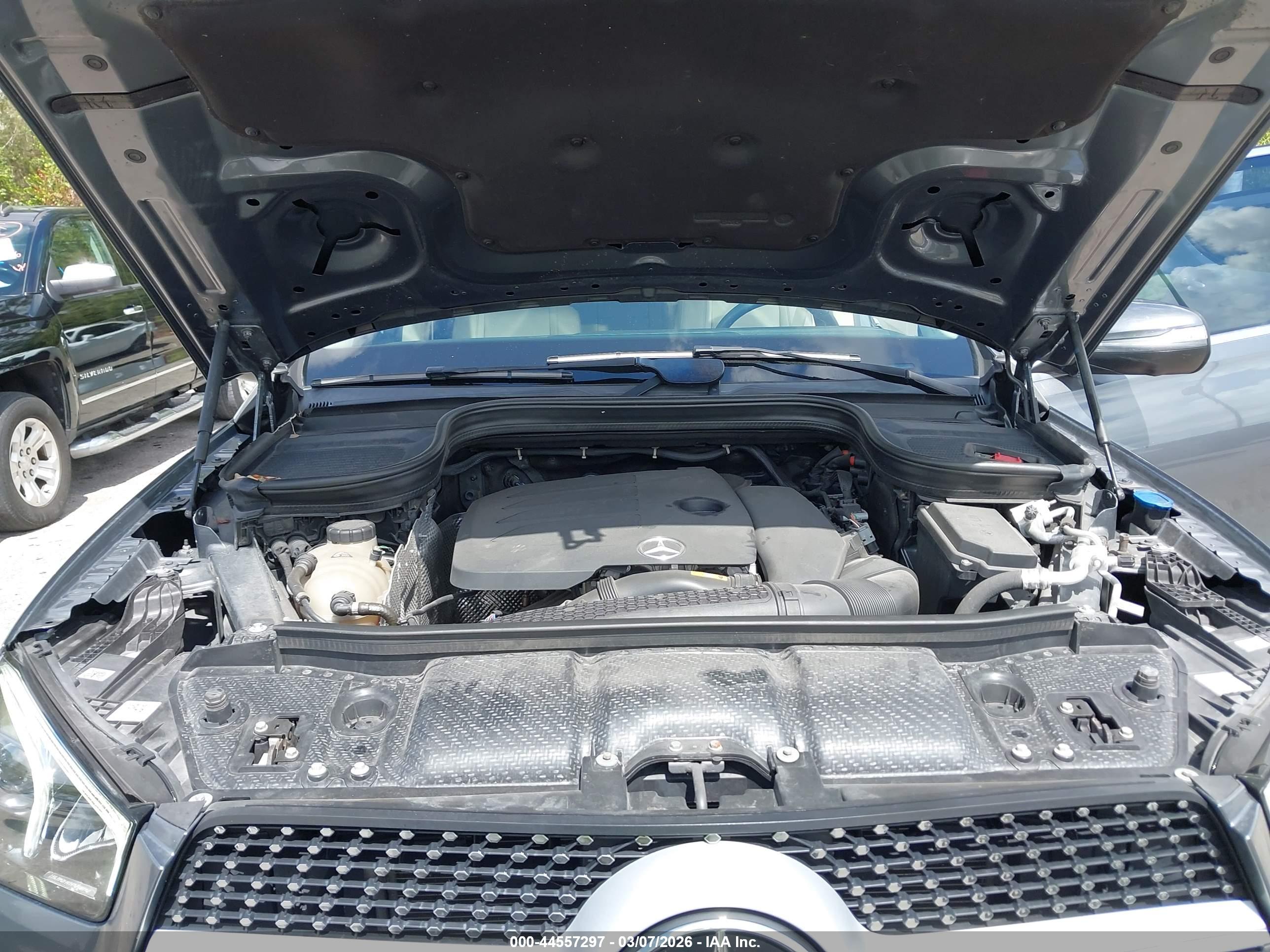 MERCEDES-BENZ GLE image 10