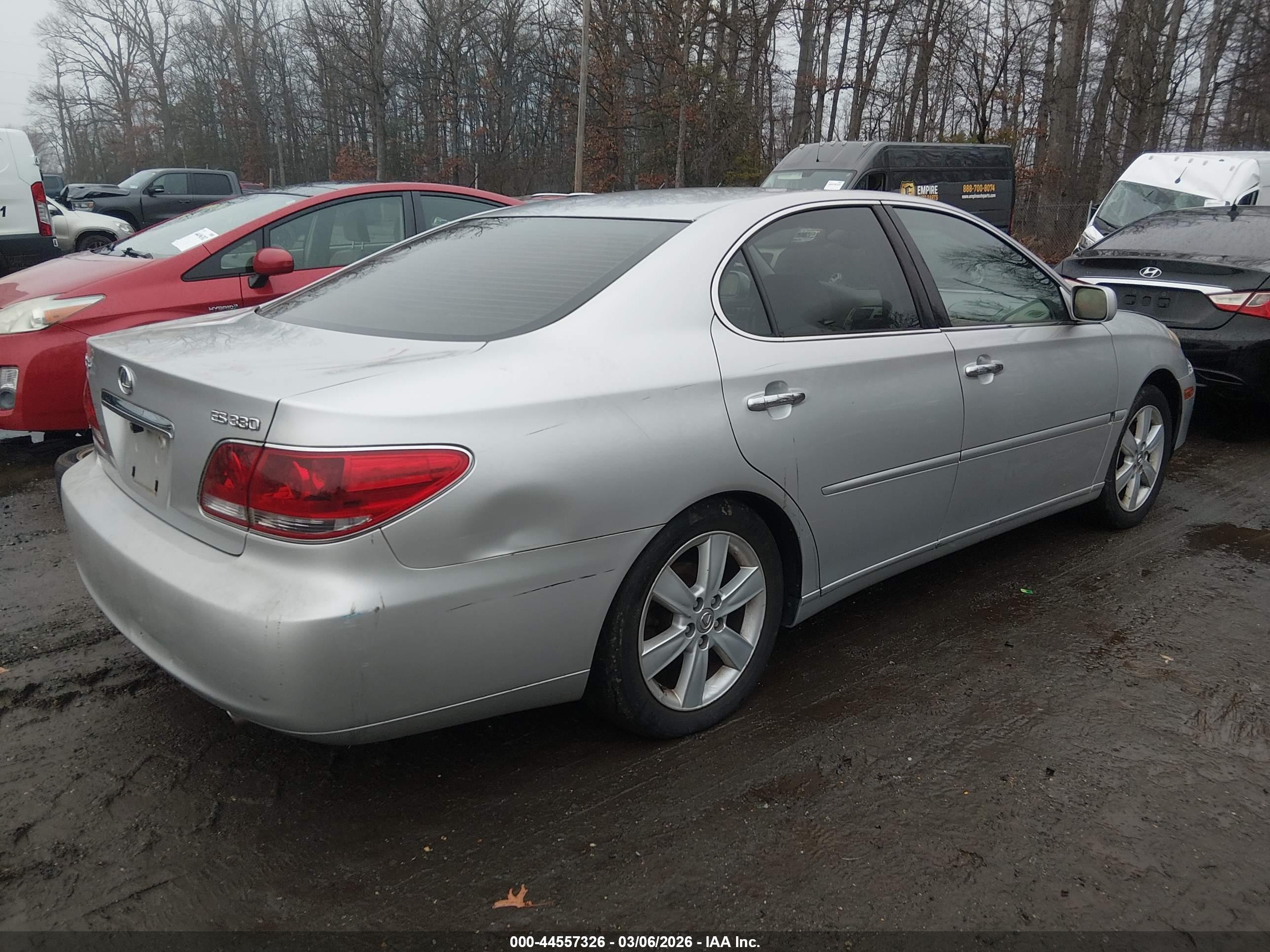 LEXUS ES image 4