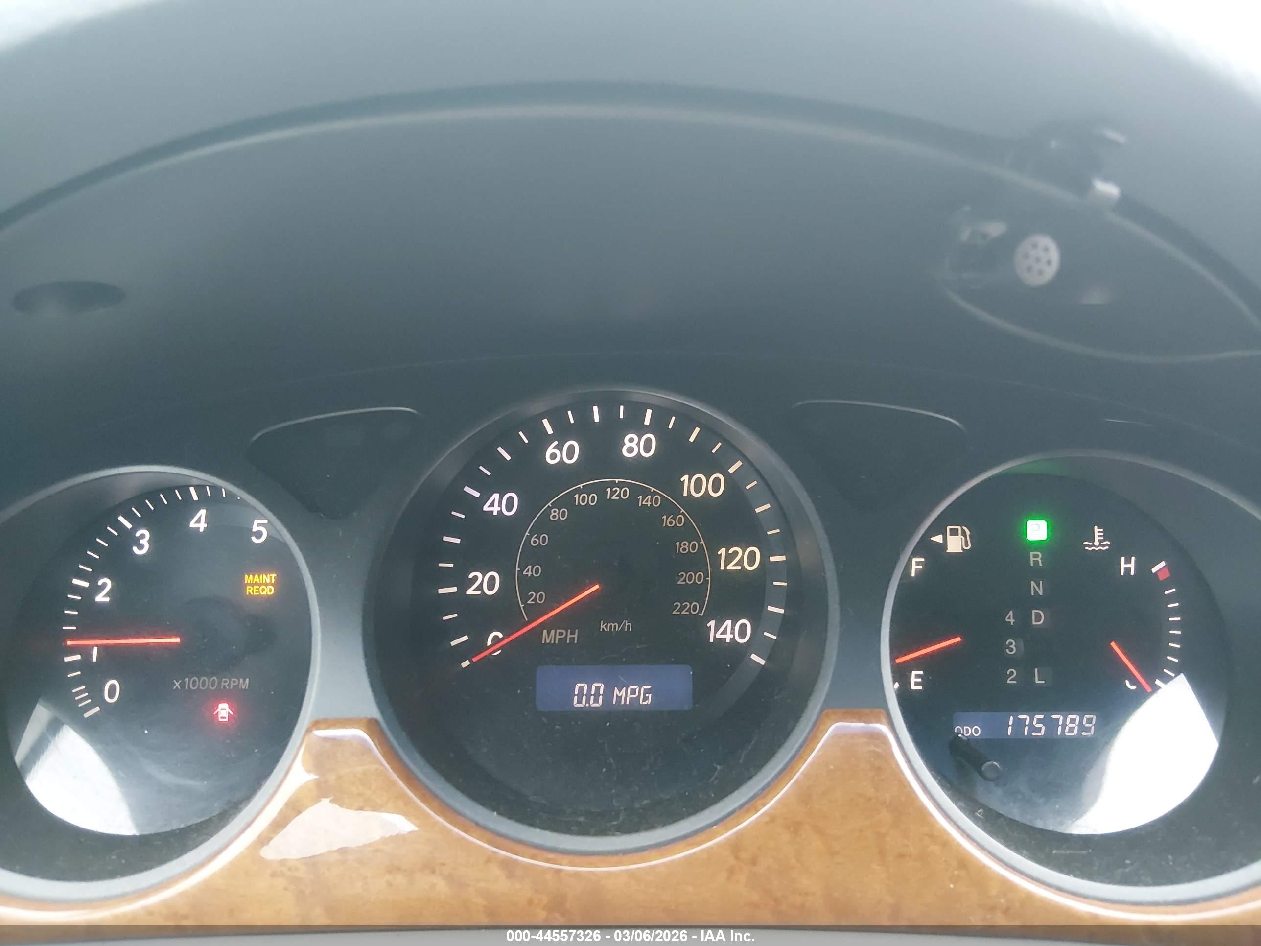 LEXUS ES image 7