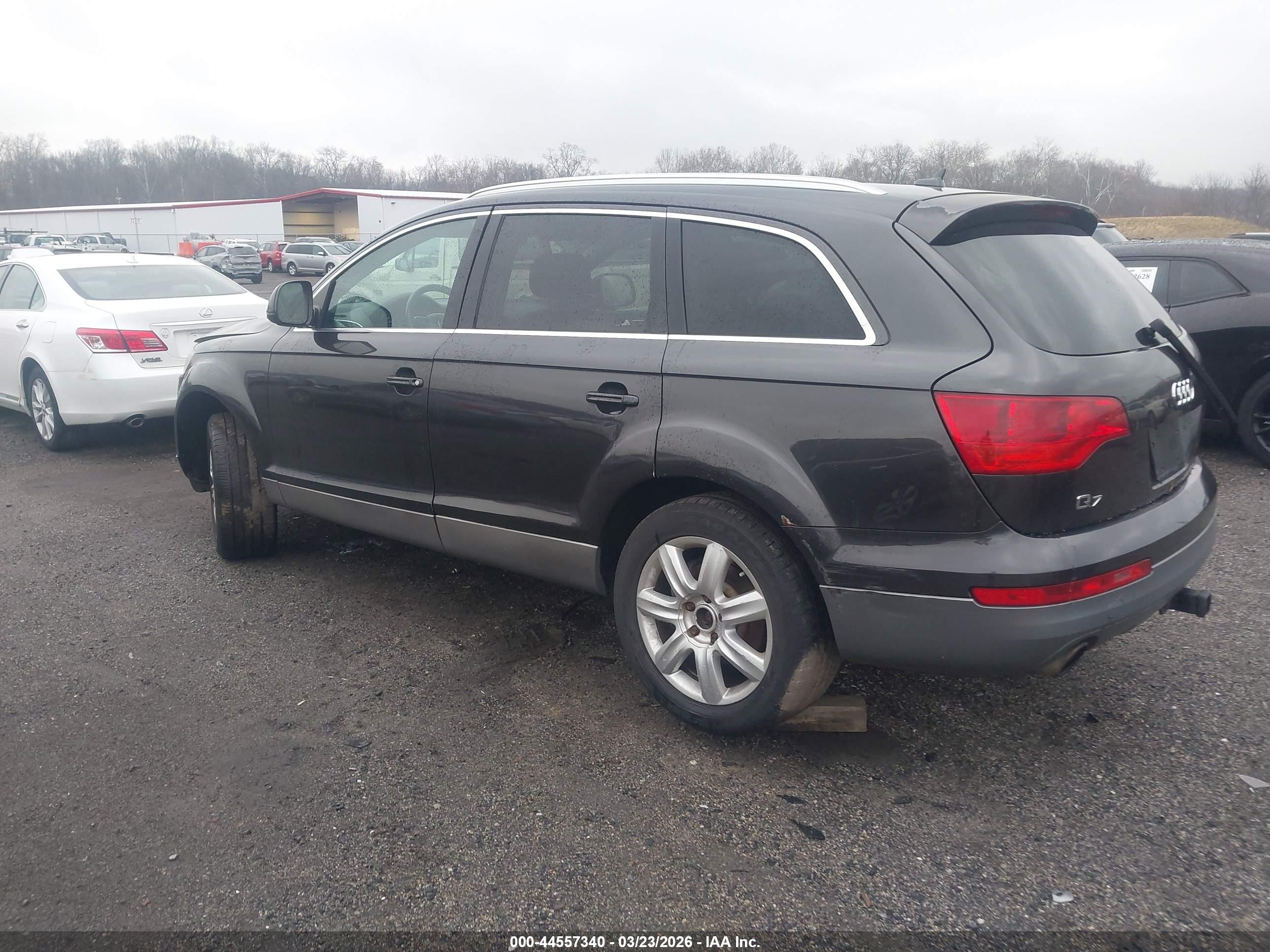AUDI Q7 image 3