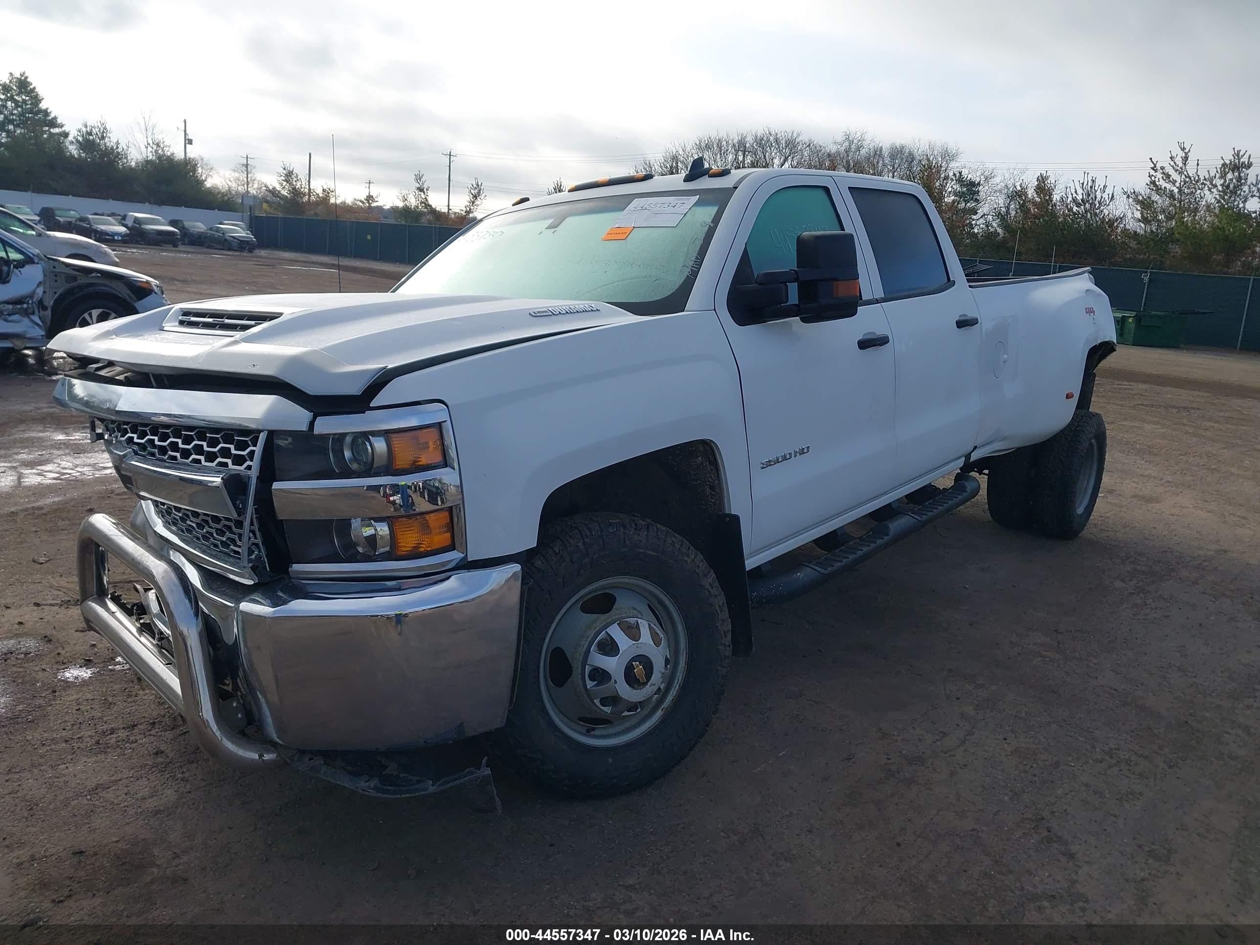 CHEVROLET SILVERADO image 2