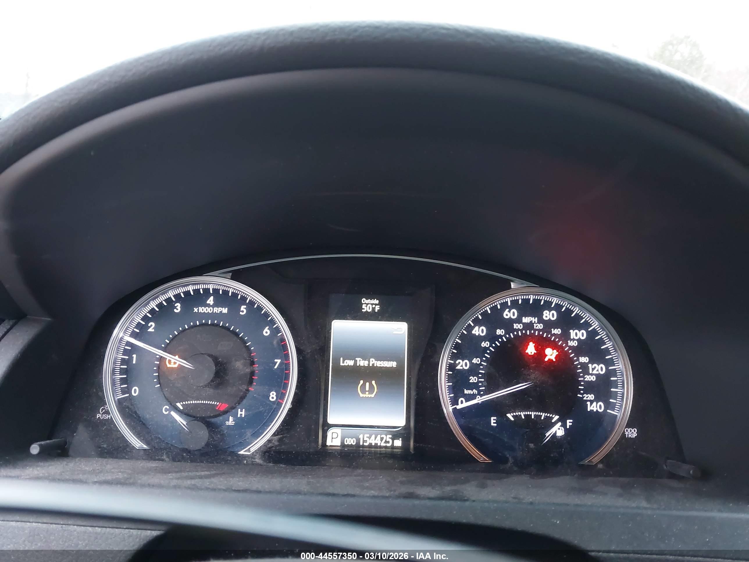 TOYOTA CAMRY image 7