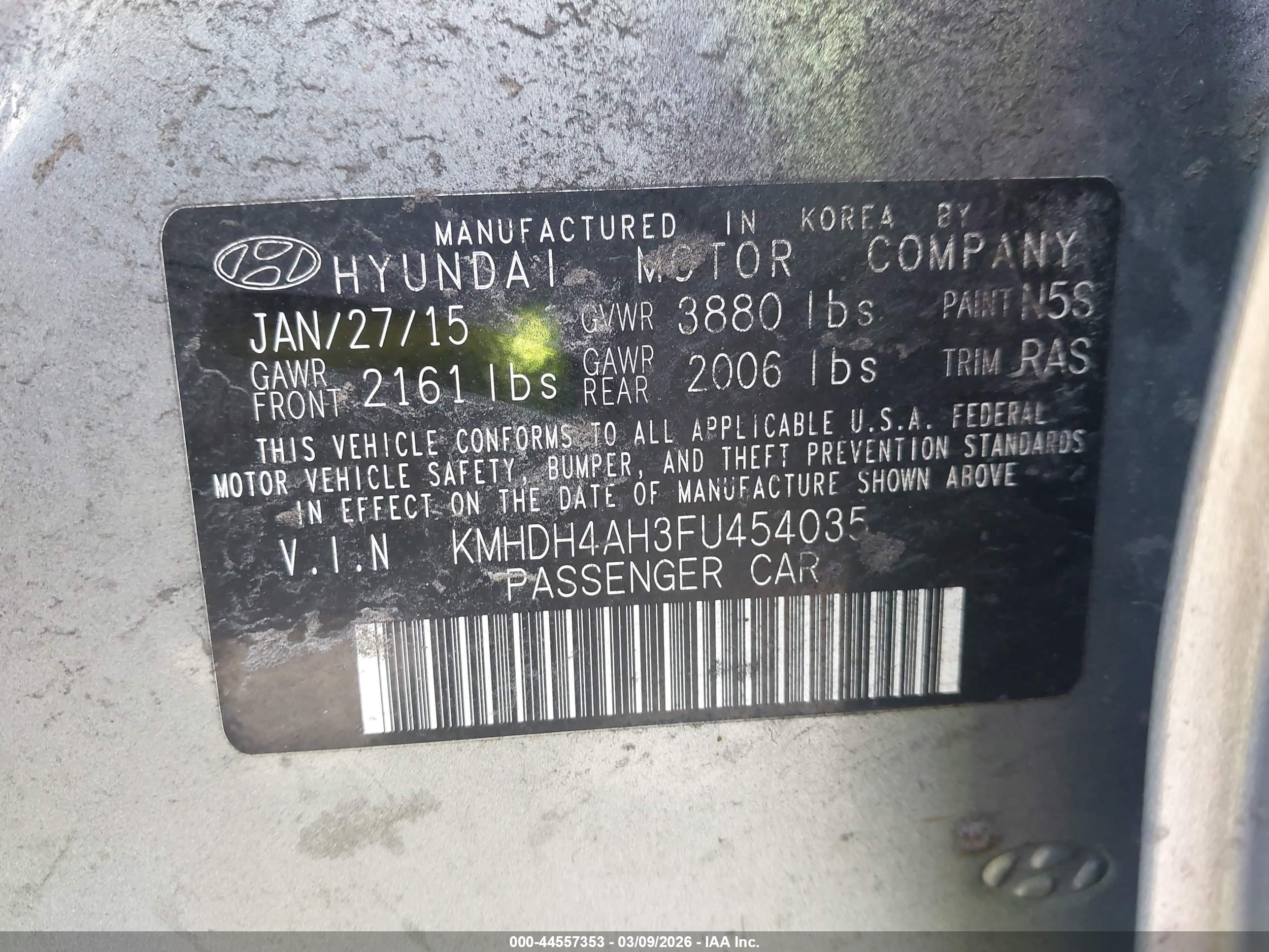 HYUNDAI ELANTRA image 9