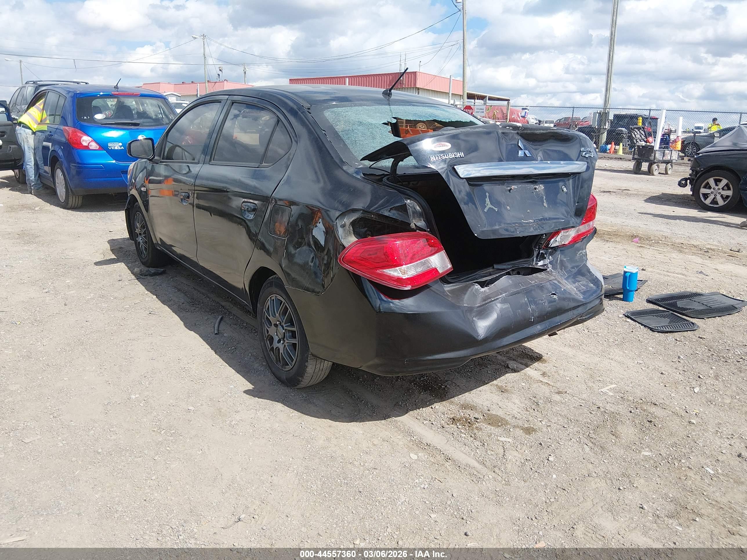 MITSUBISHI MIRAGE image 3