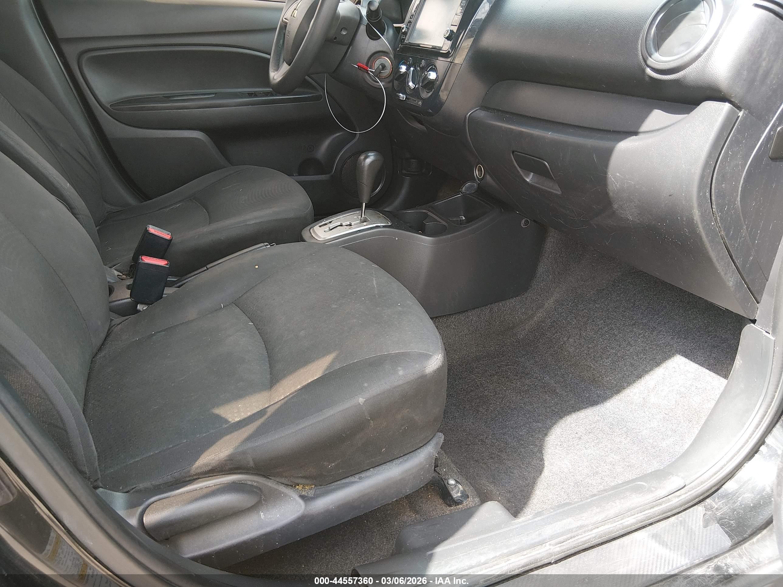 MITSUBISHI MIRAGE image 5