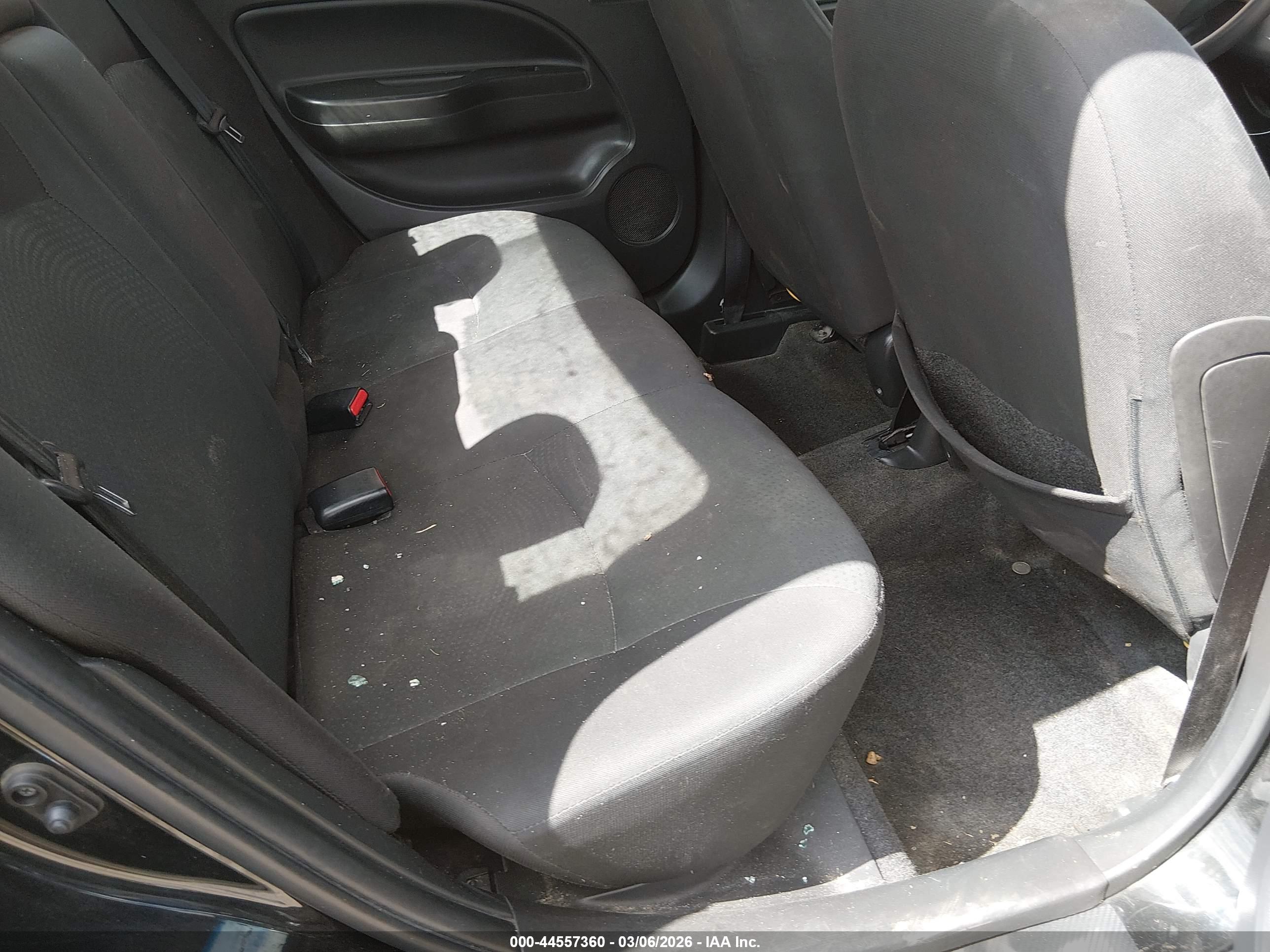 MITSUBISHI MIRAGE image 8