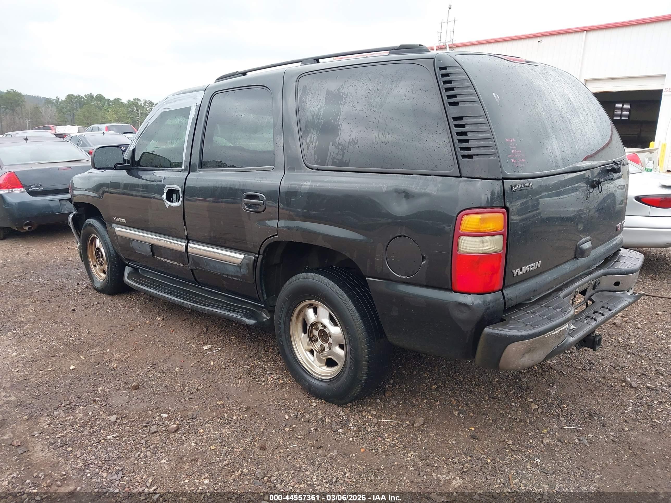 GMC YUKON image 3