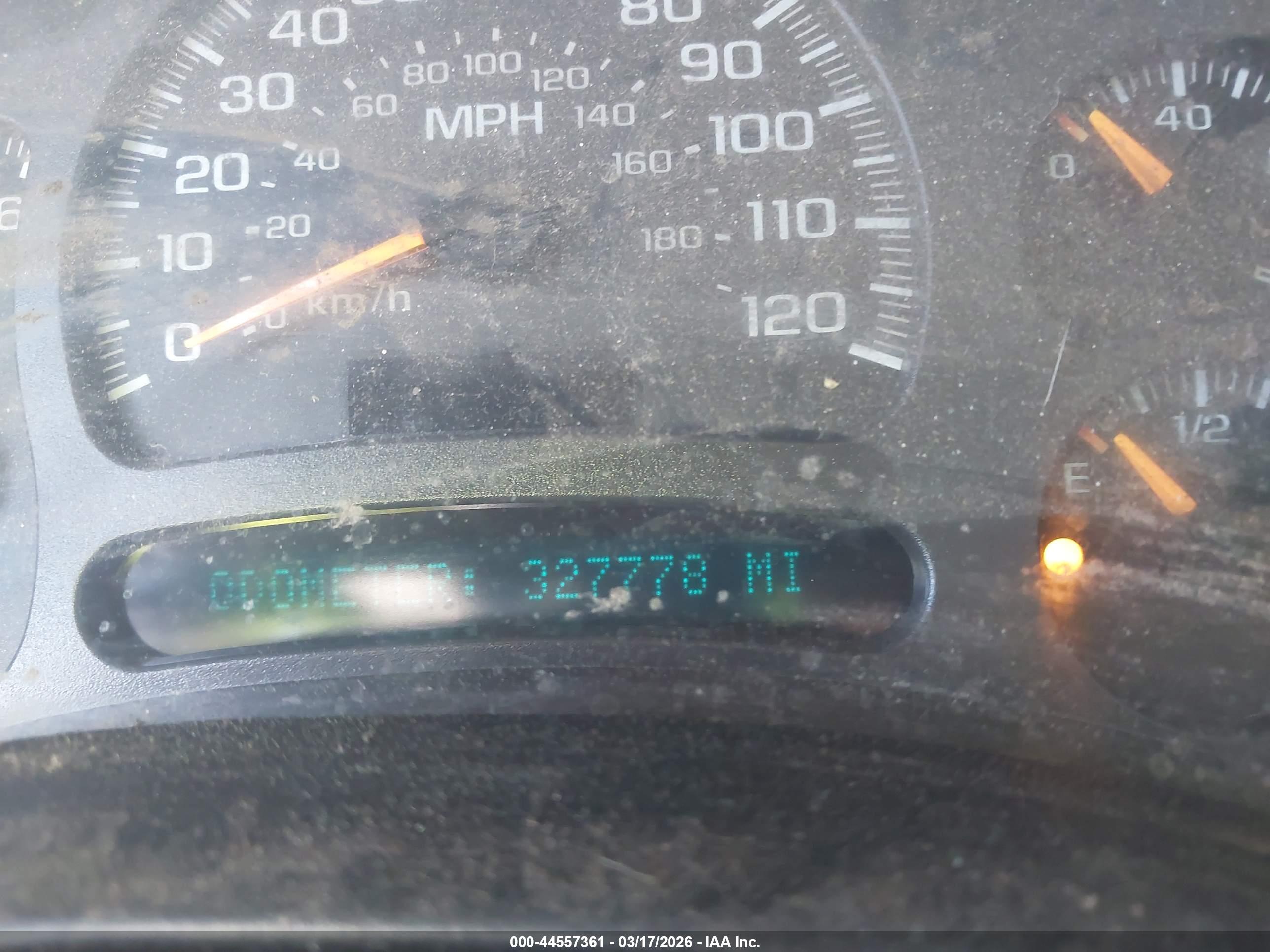 GMC YUKON image 7