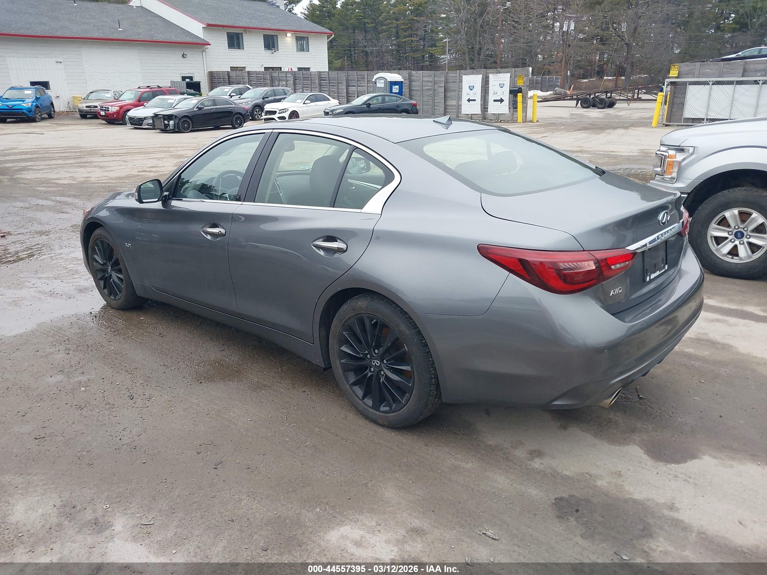 INFINITI Q50 image 3