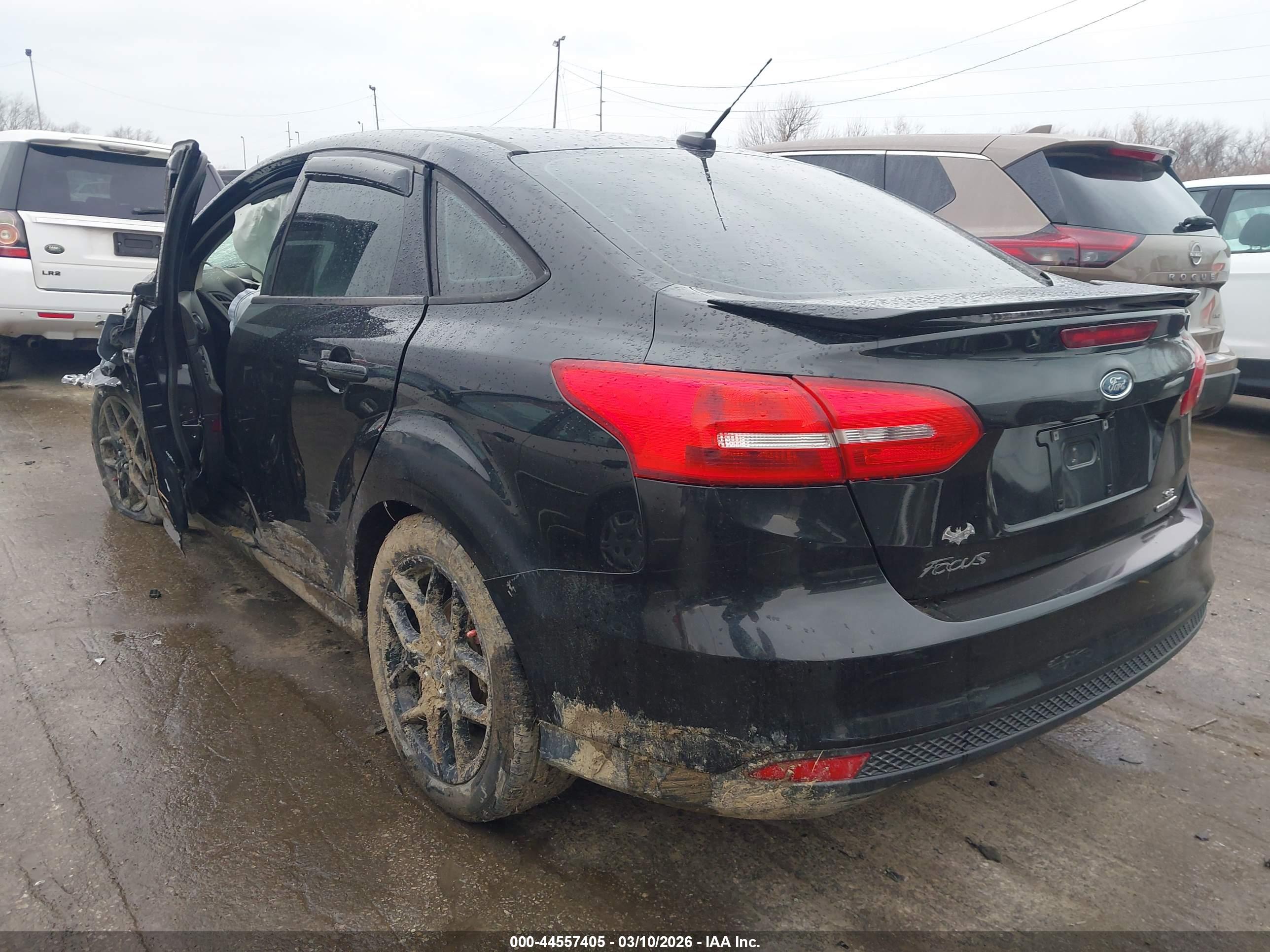 FORD FOCUS image 3