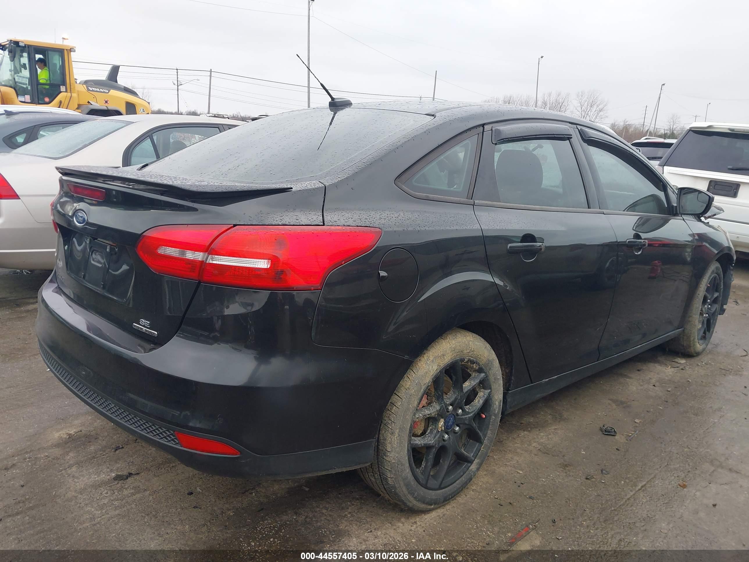 FORD FOCUS image 4