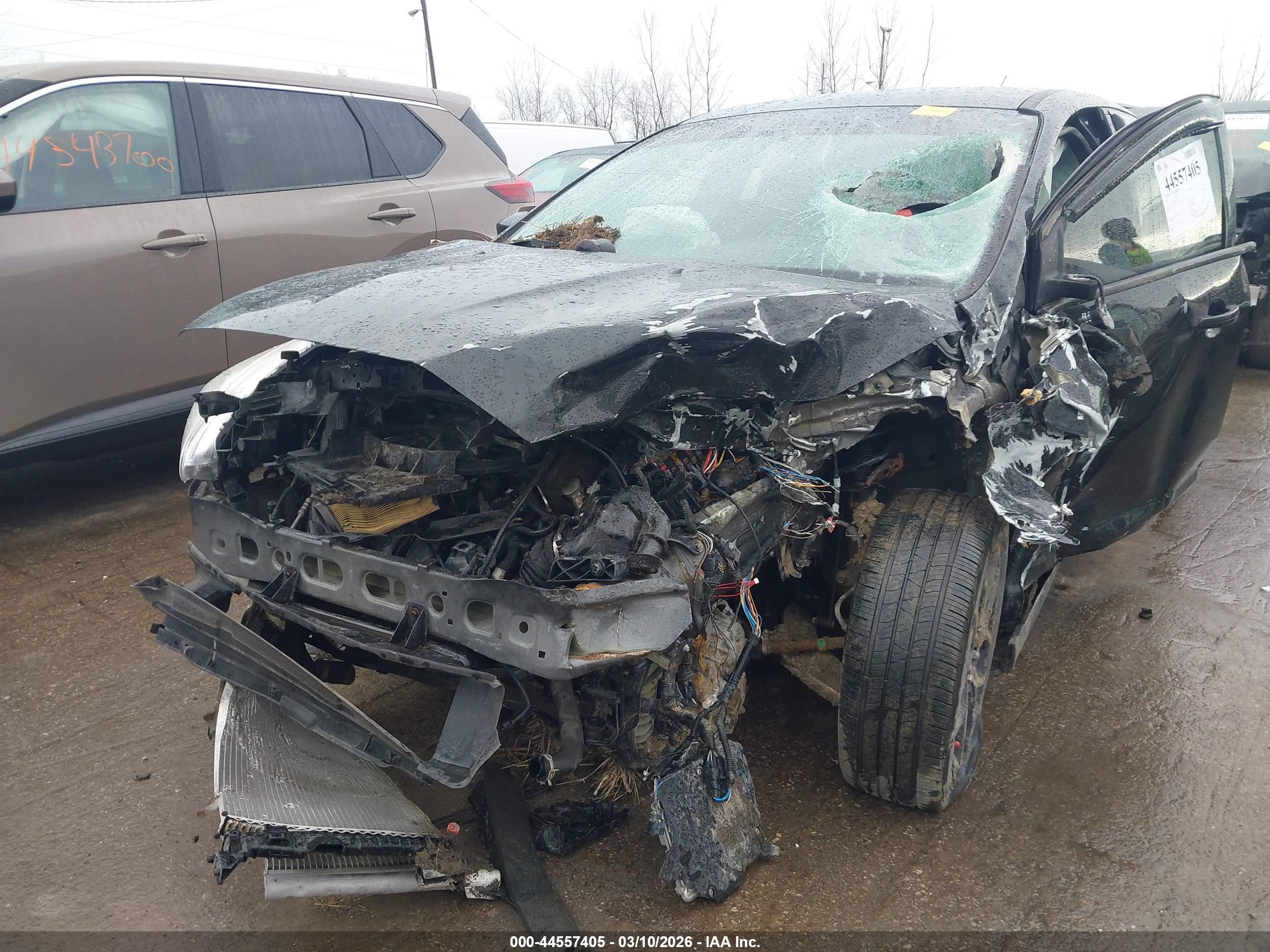 FORD FOCUS image 6