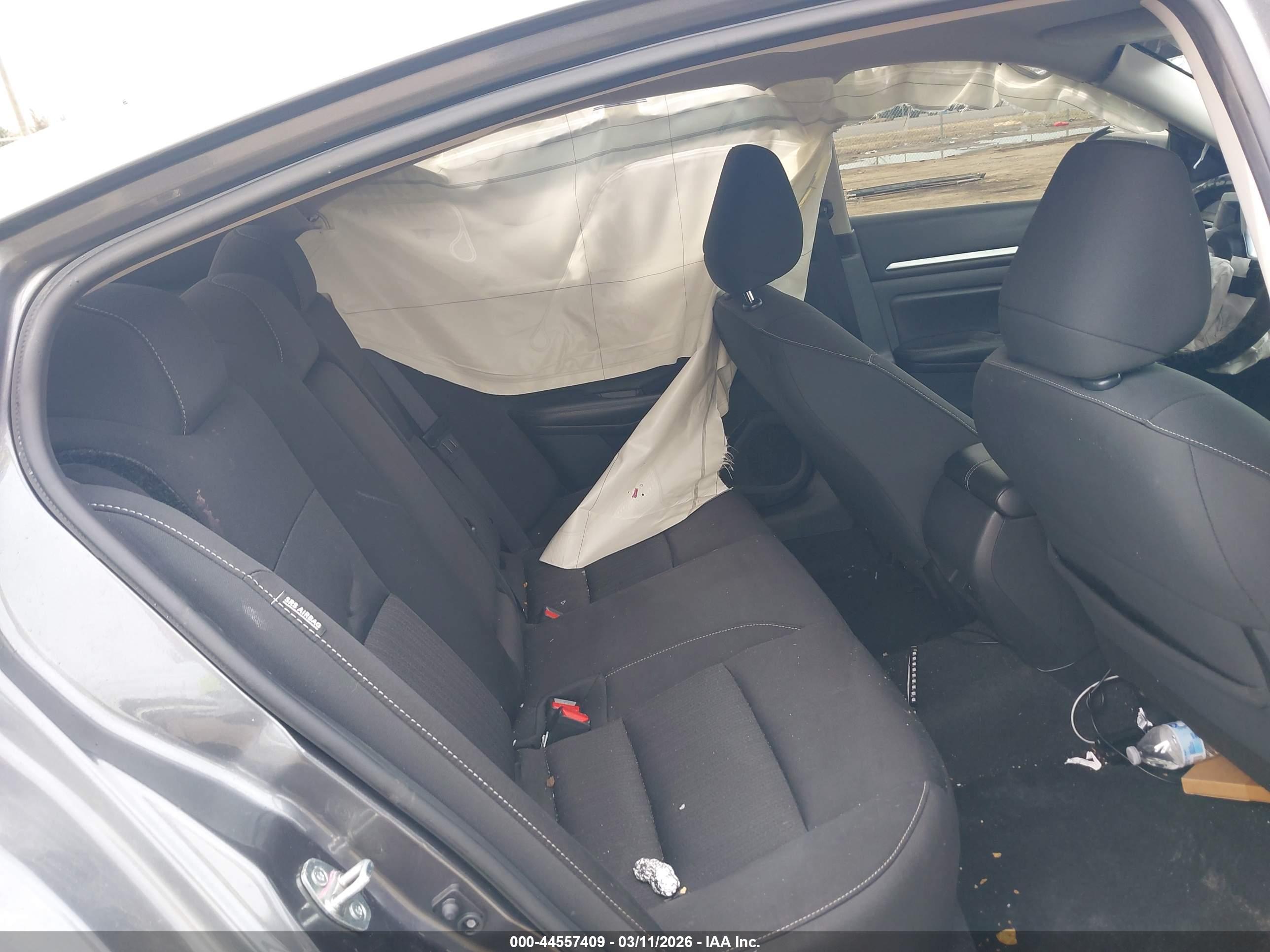 NISSAN ALTIMA image 8