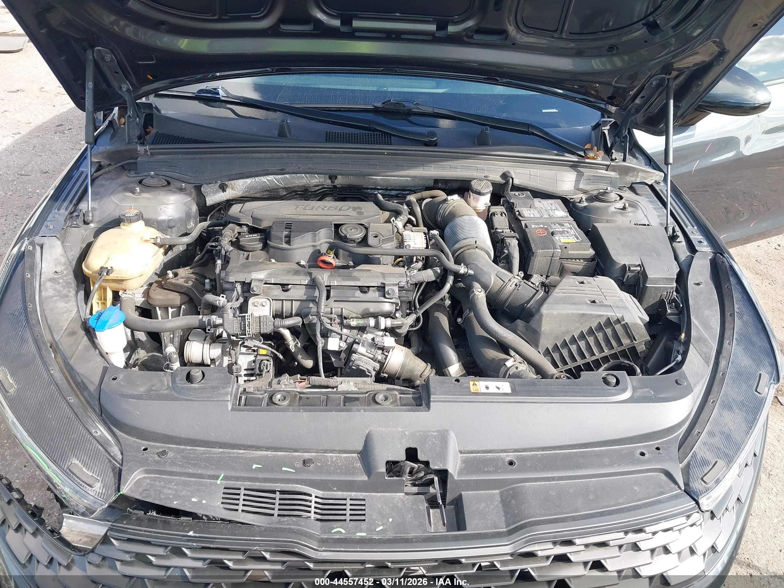 KIA K5 image 10