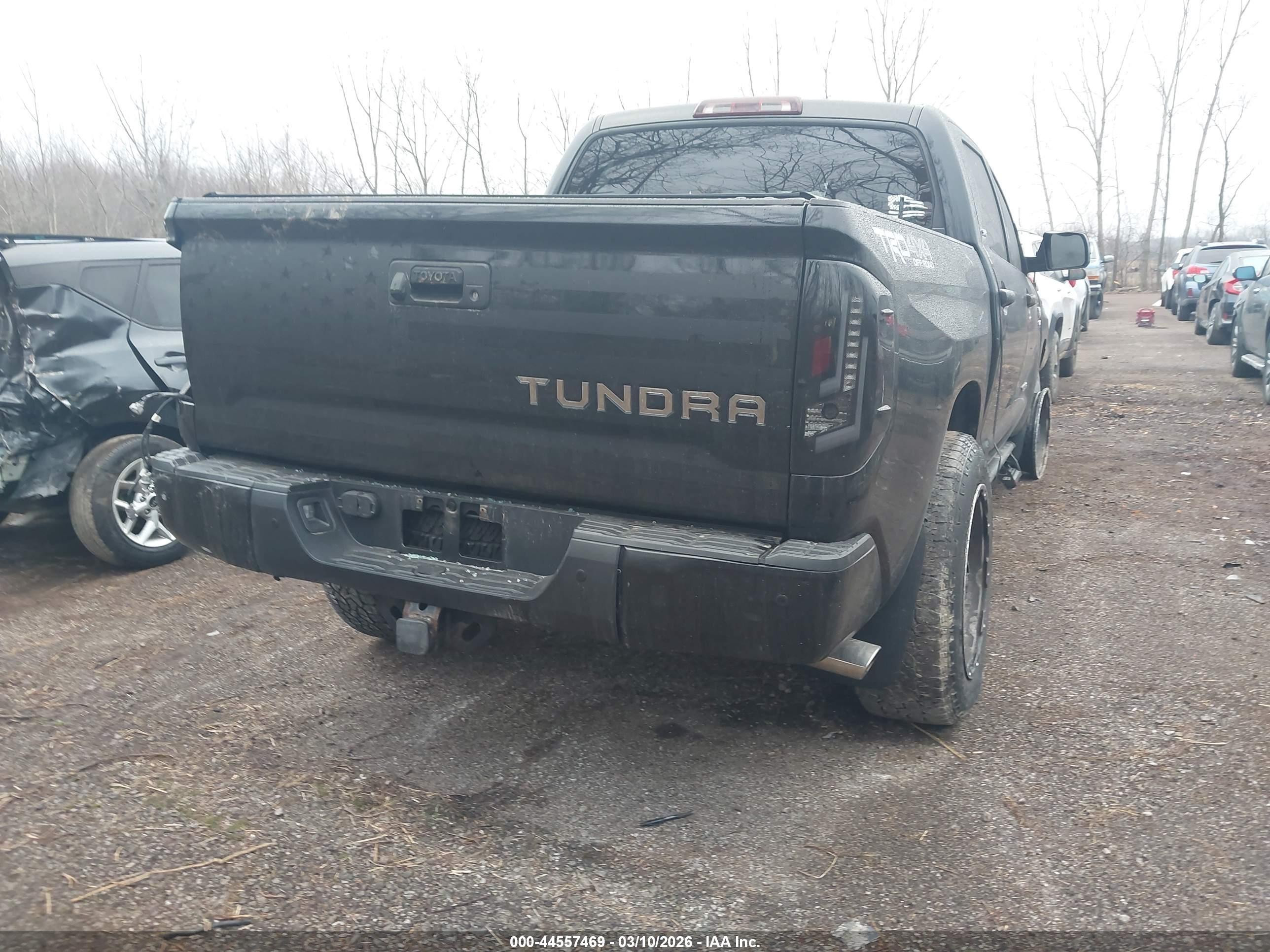 TOYOTA TUNDRA image 4