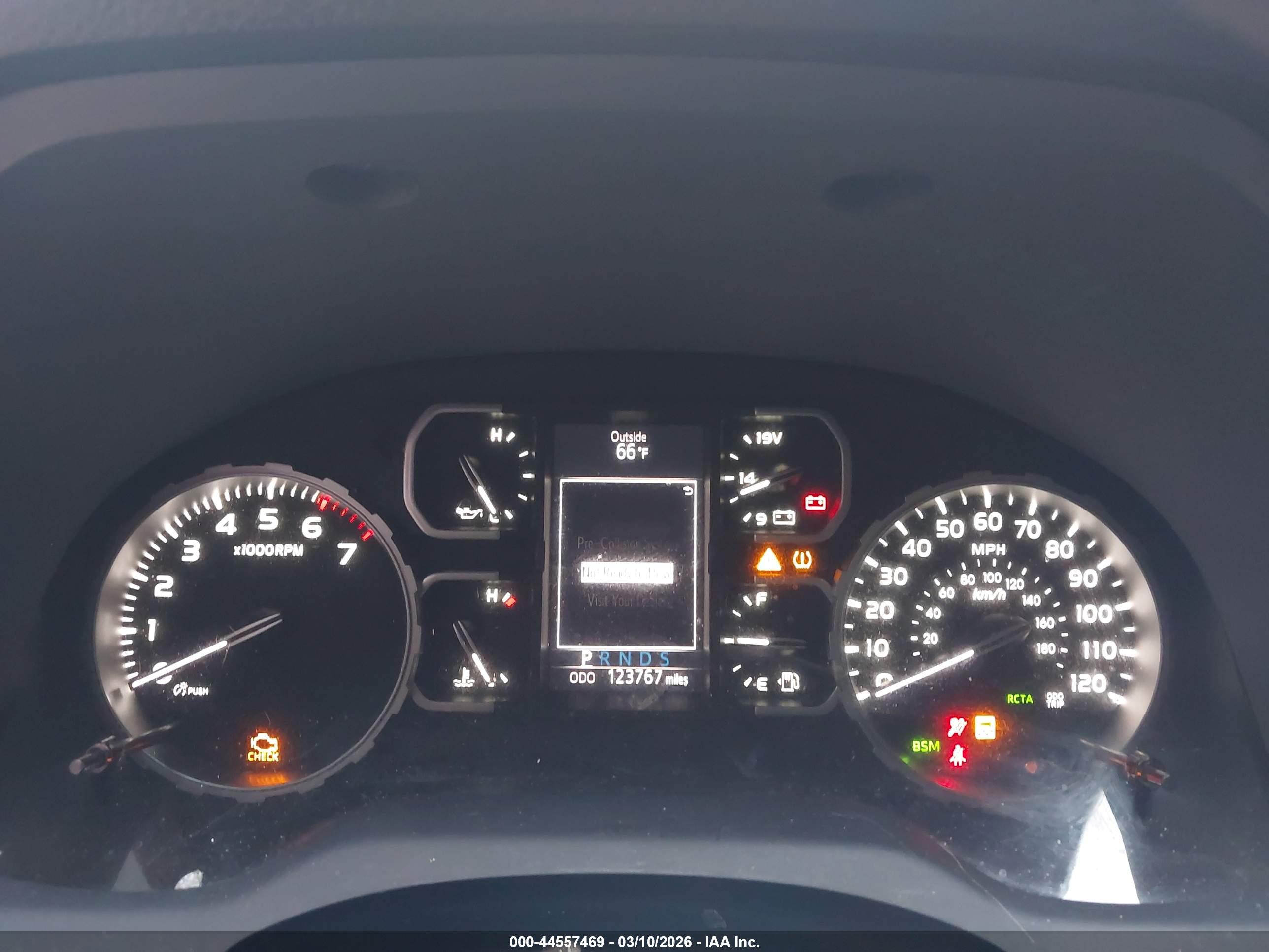 TOYOTA TUNDRA image 7