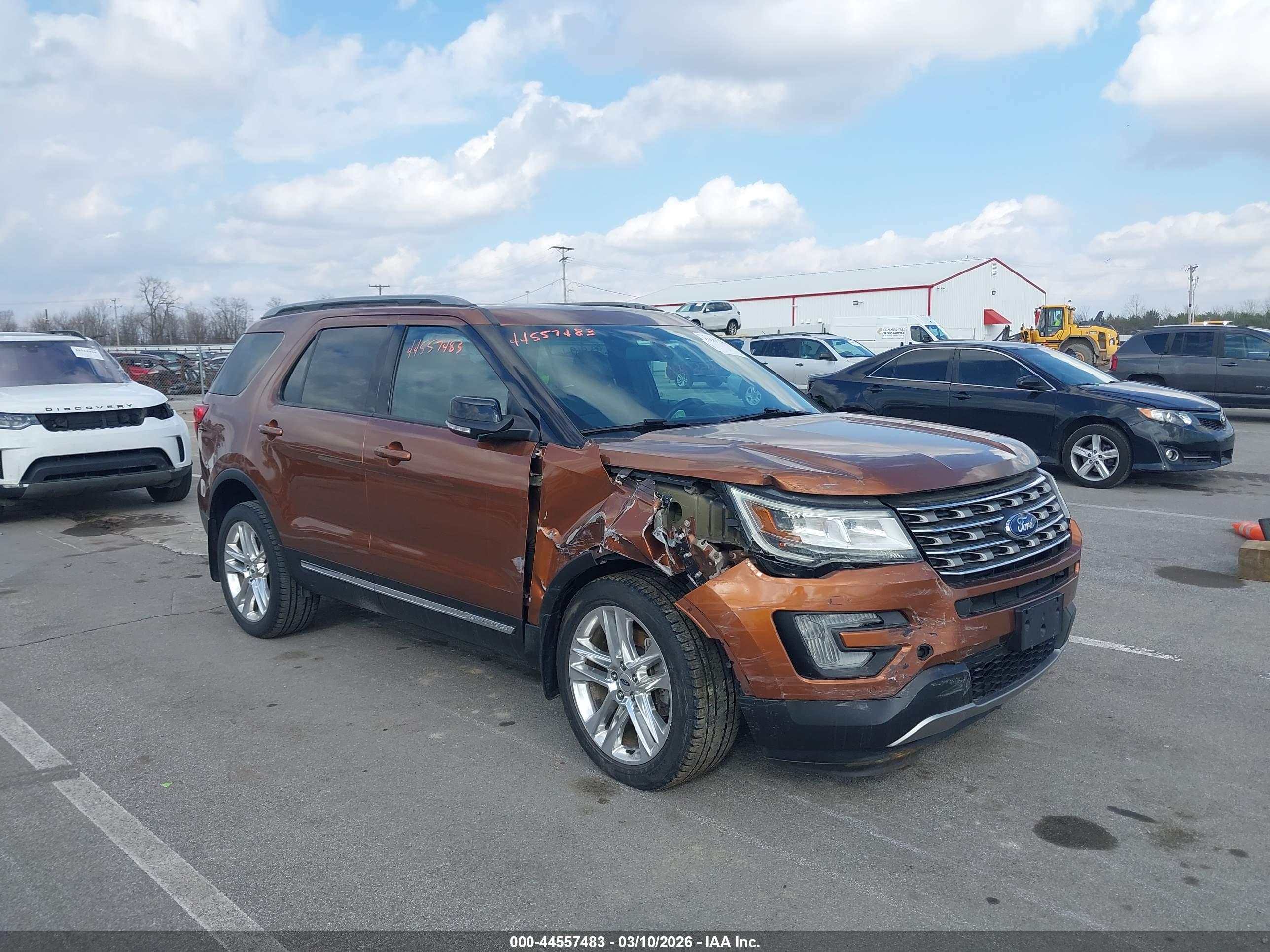 FORD EXPLORER image 6