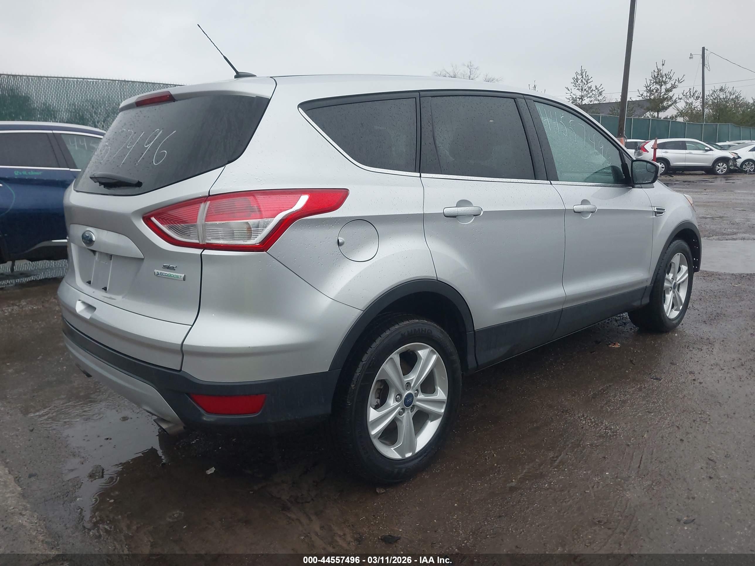 FORD ESCAPE image 4