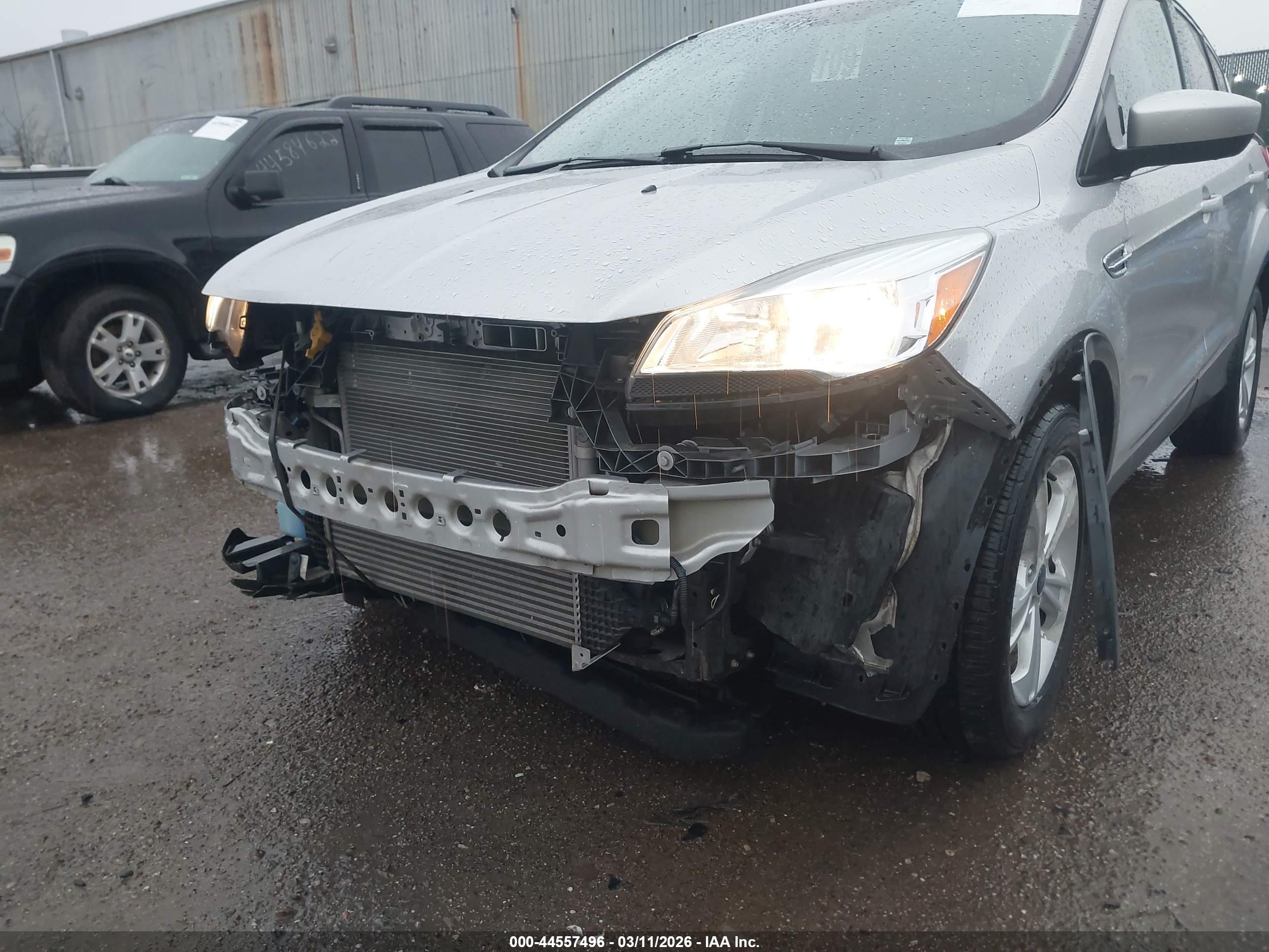 FORD ESCAPE image 6