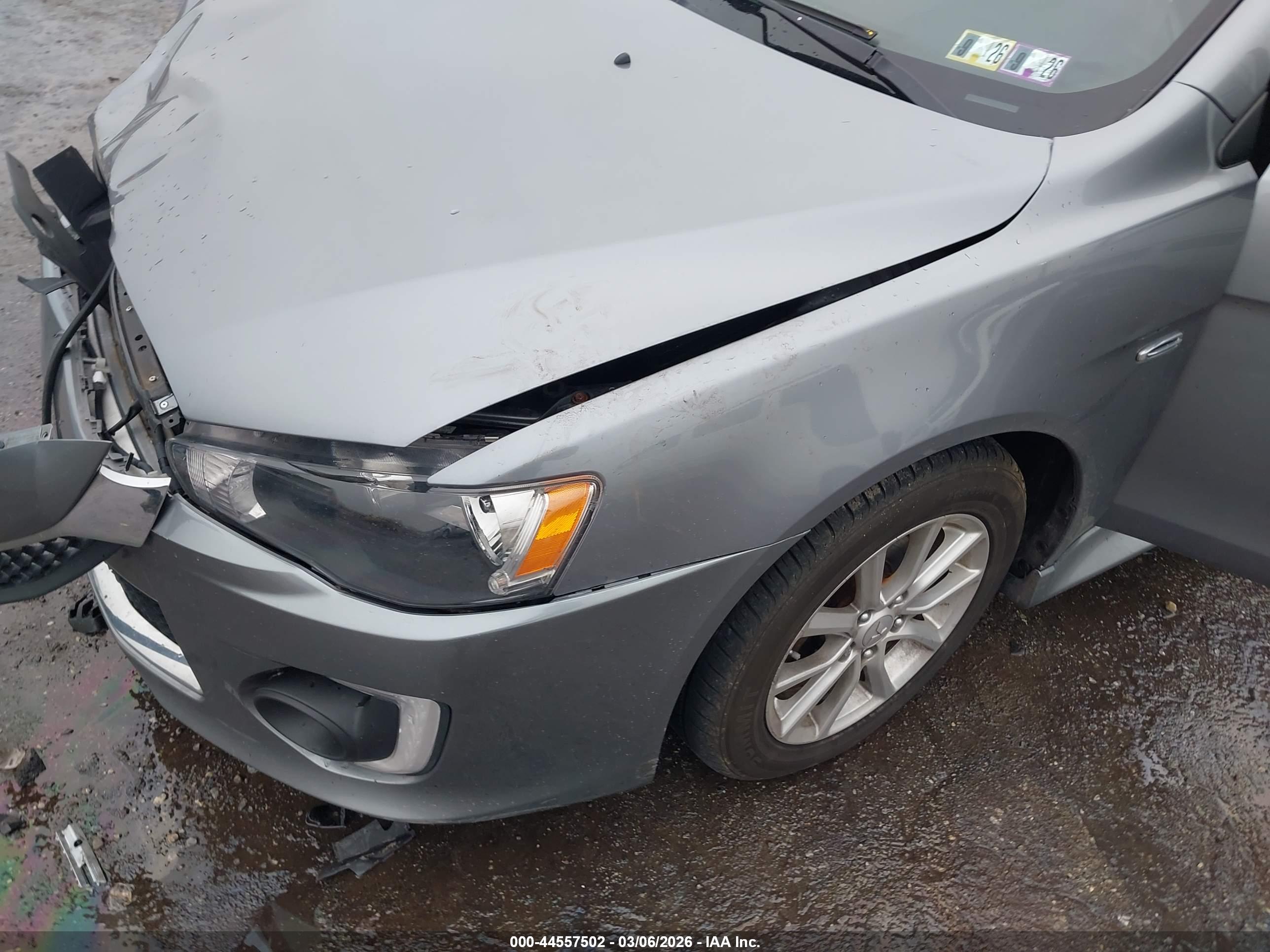 MITSUBISHI LANCER image 6