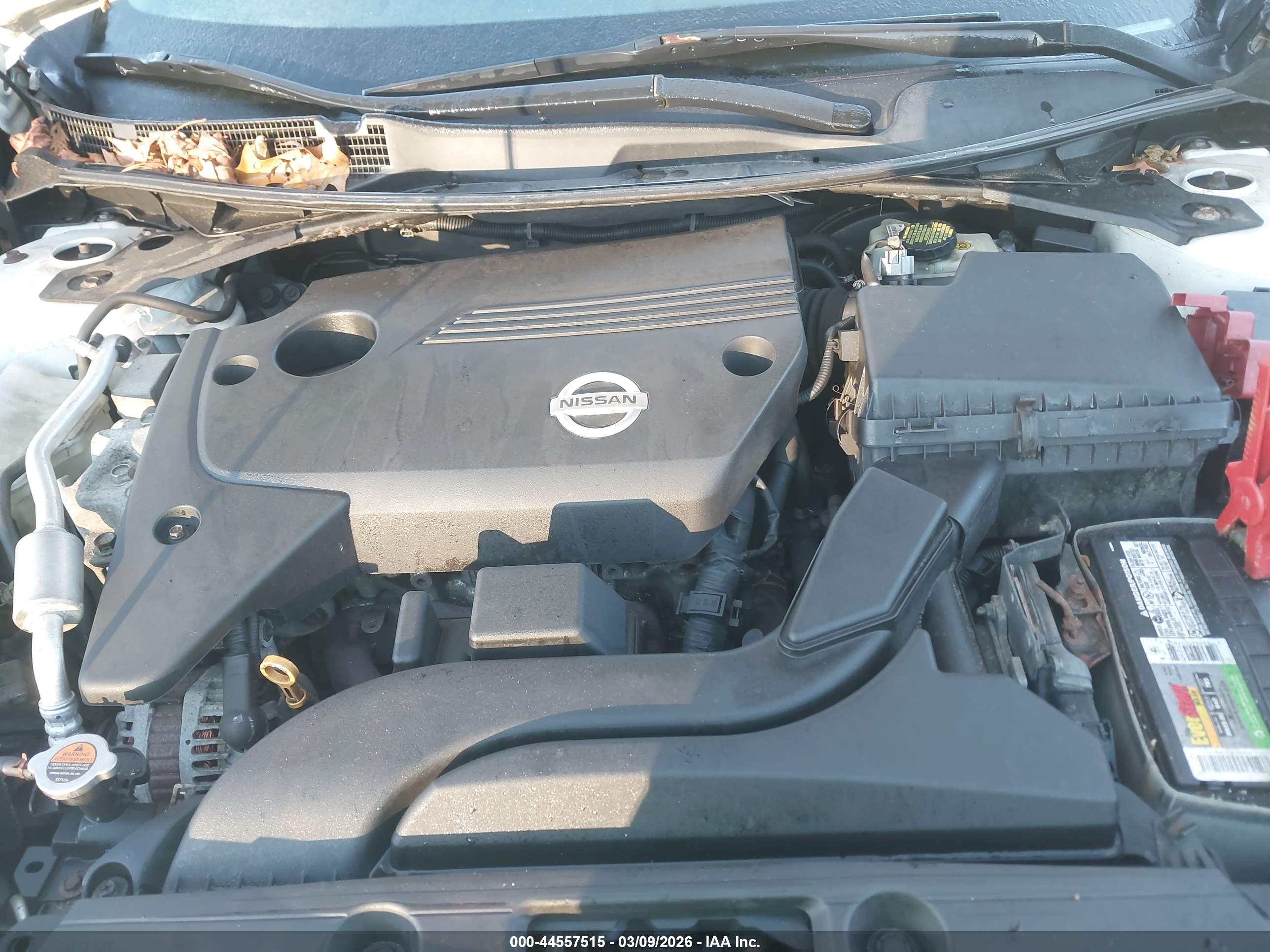 NISSAN ALTIMA image 10