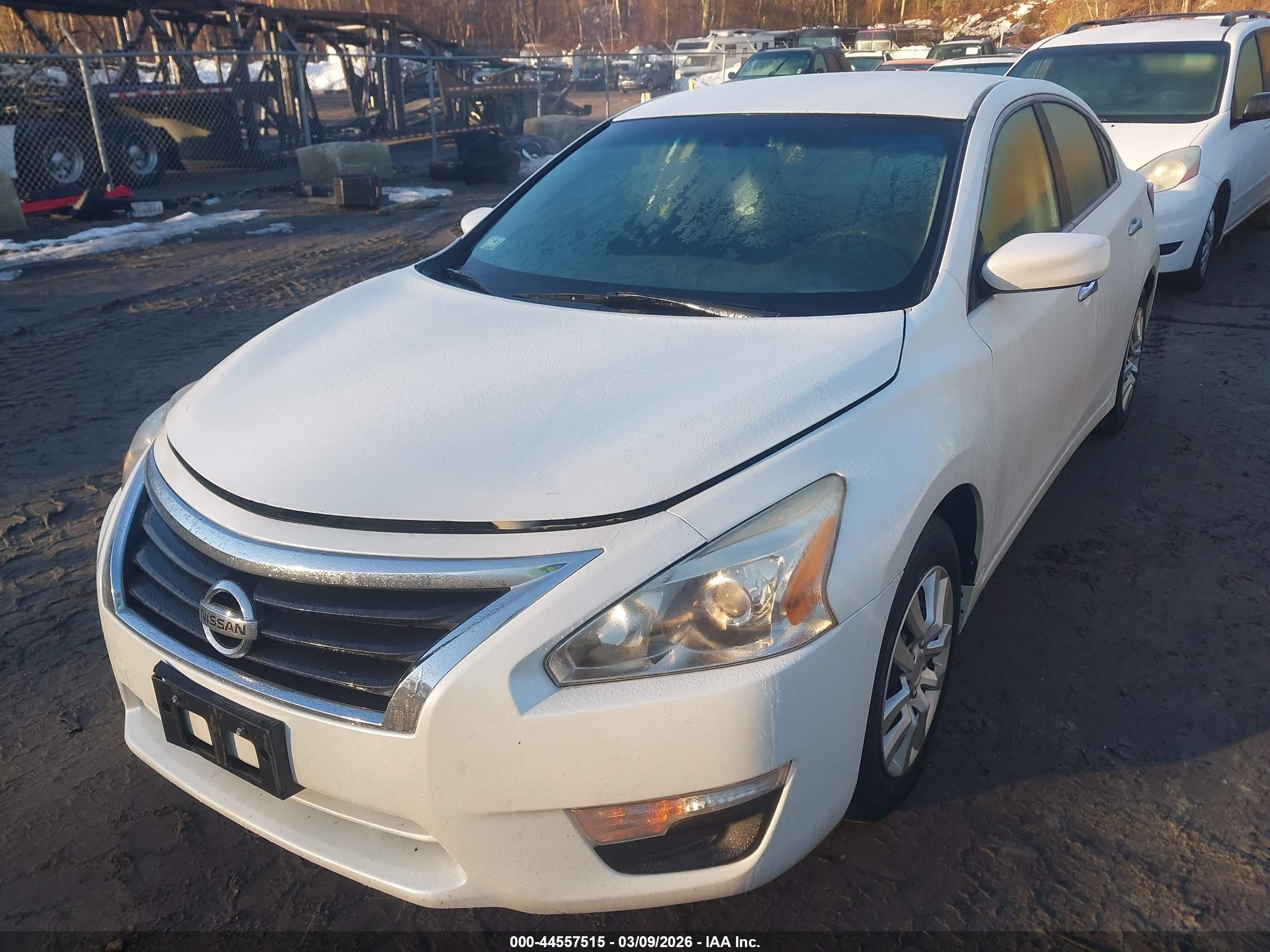 NISSAN ALTIMA image 2
