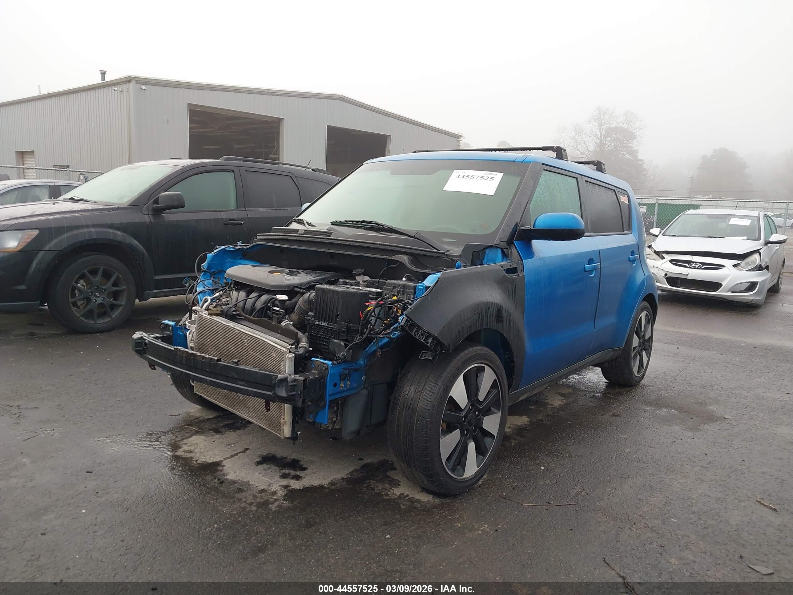 KIA SOUL image 2