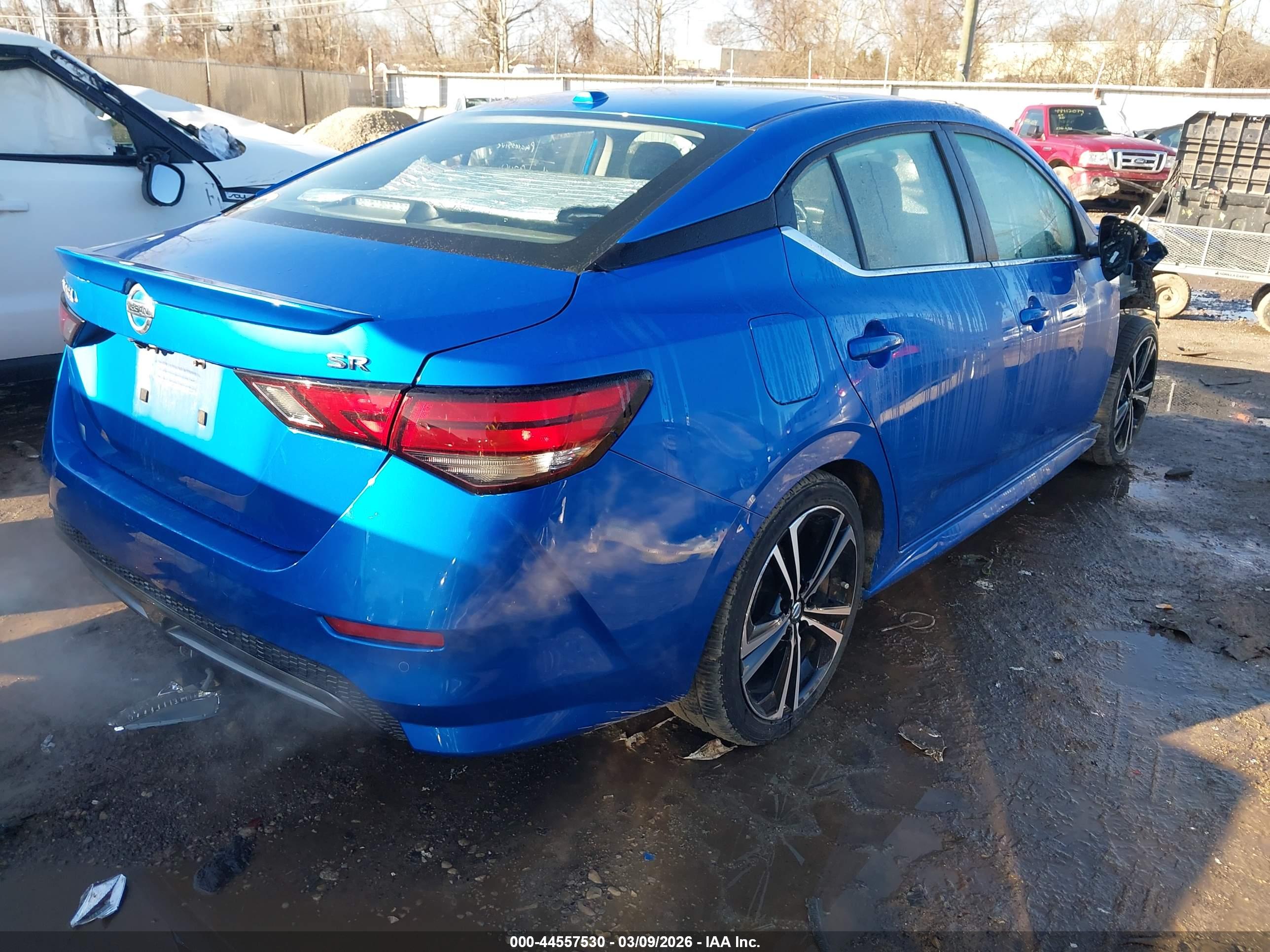 NISSAN SENTRA image 4