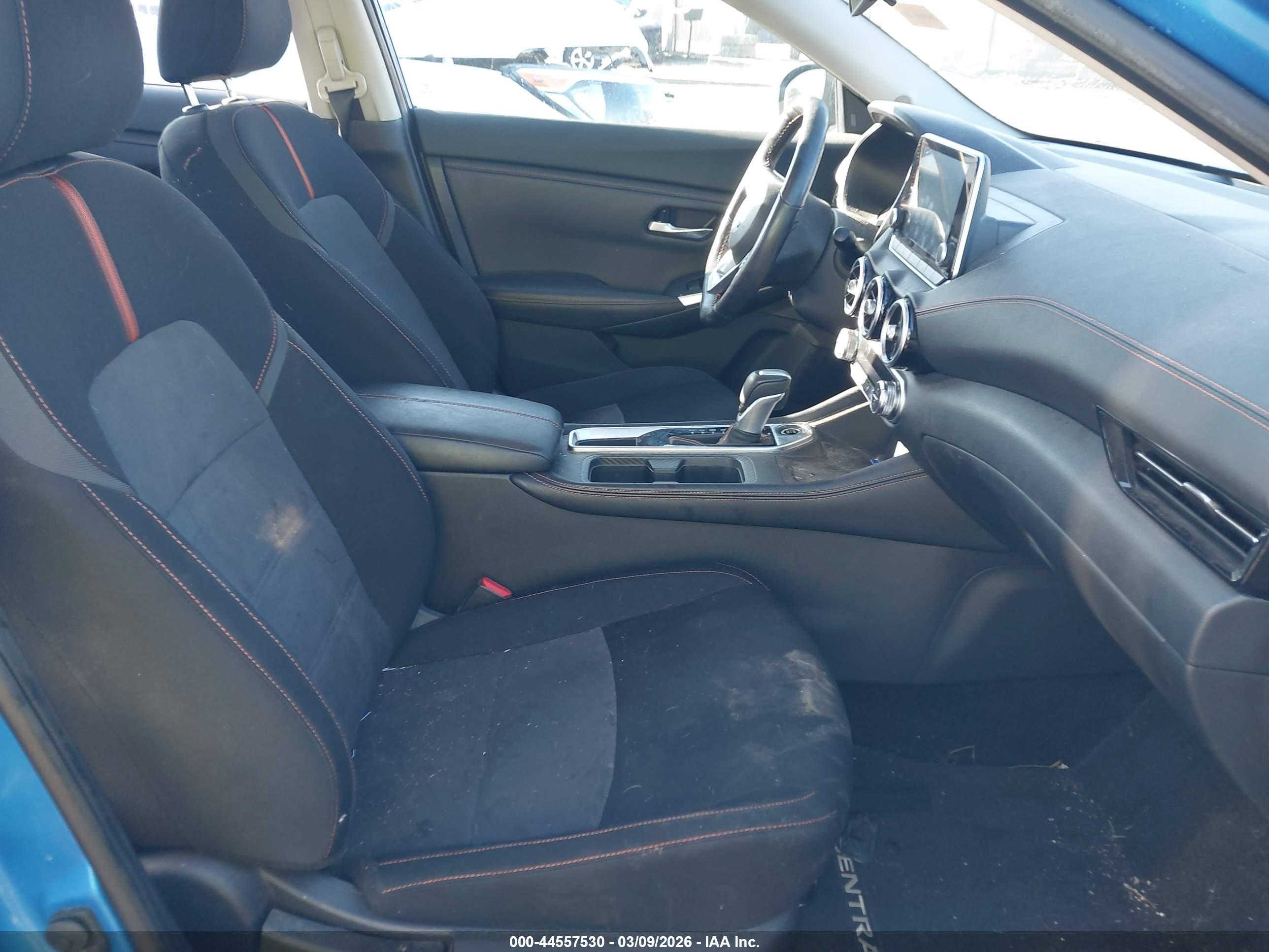 NISSAN SENTRA image 5