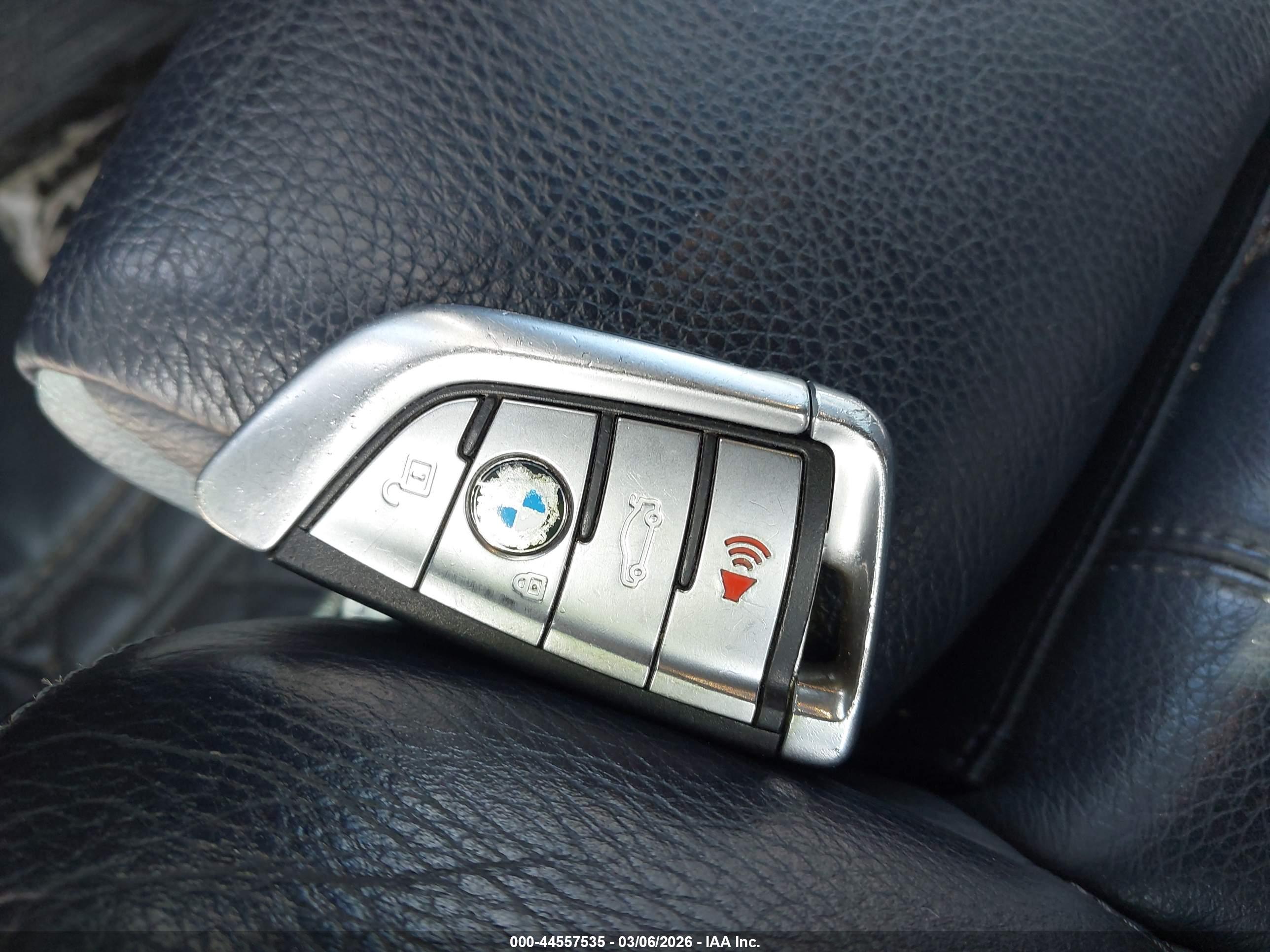 BMW 530I image 11