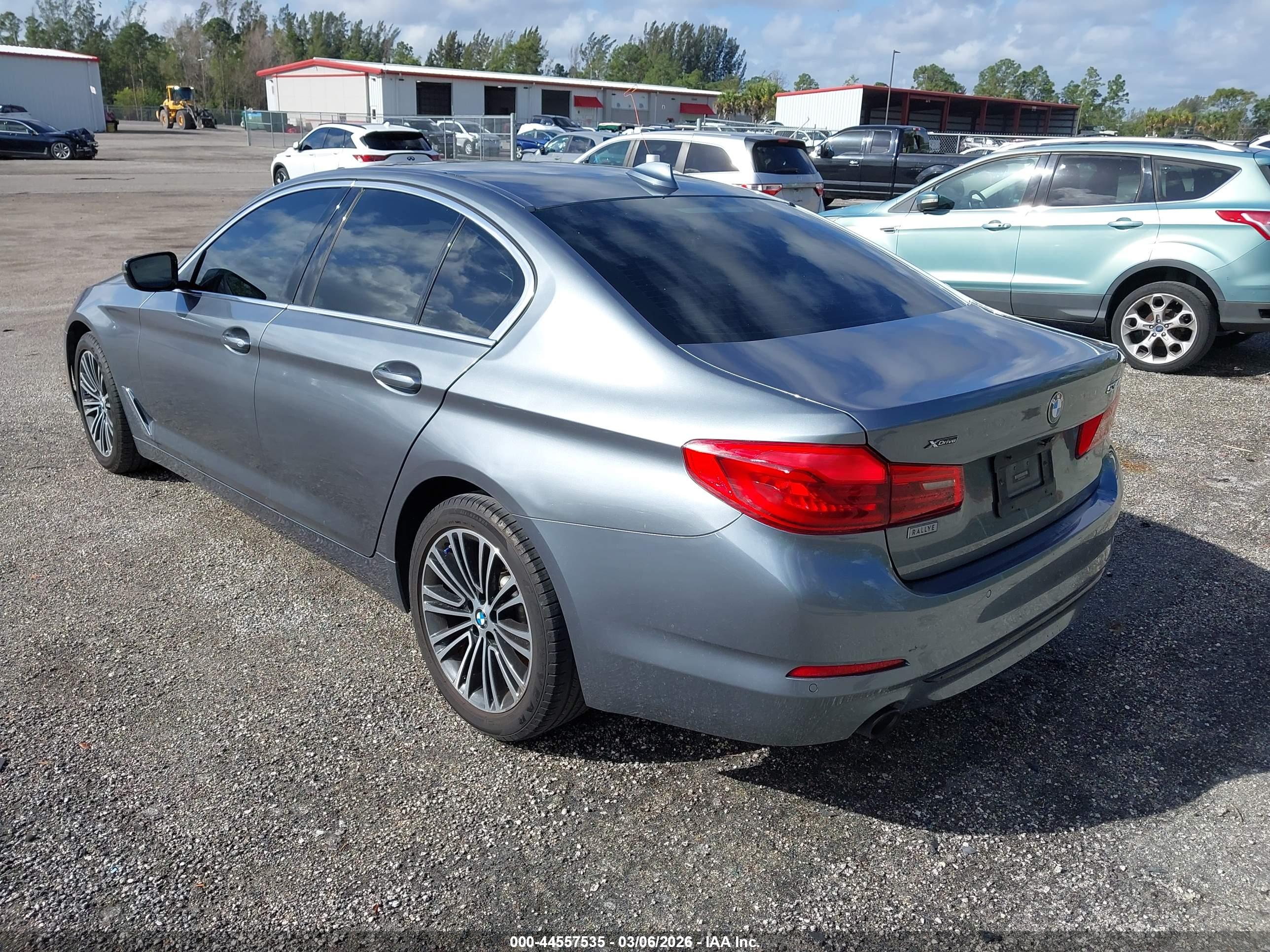 BMW 530I image 3
