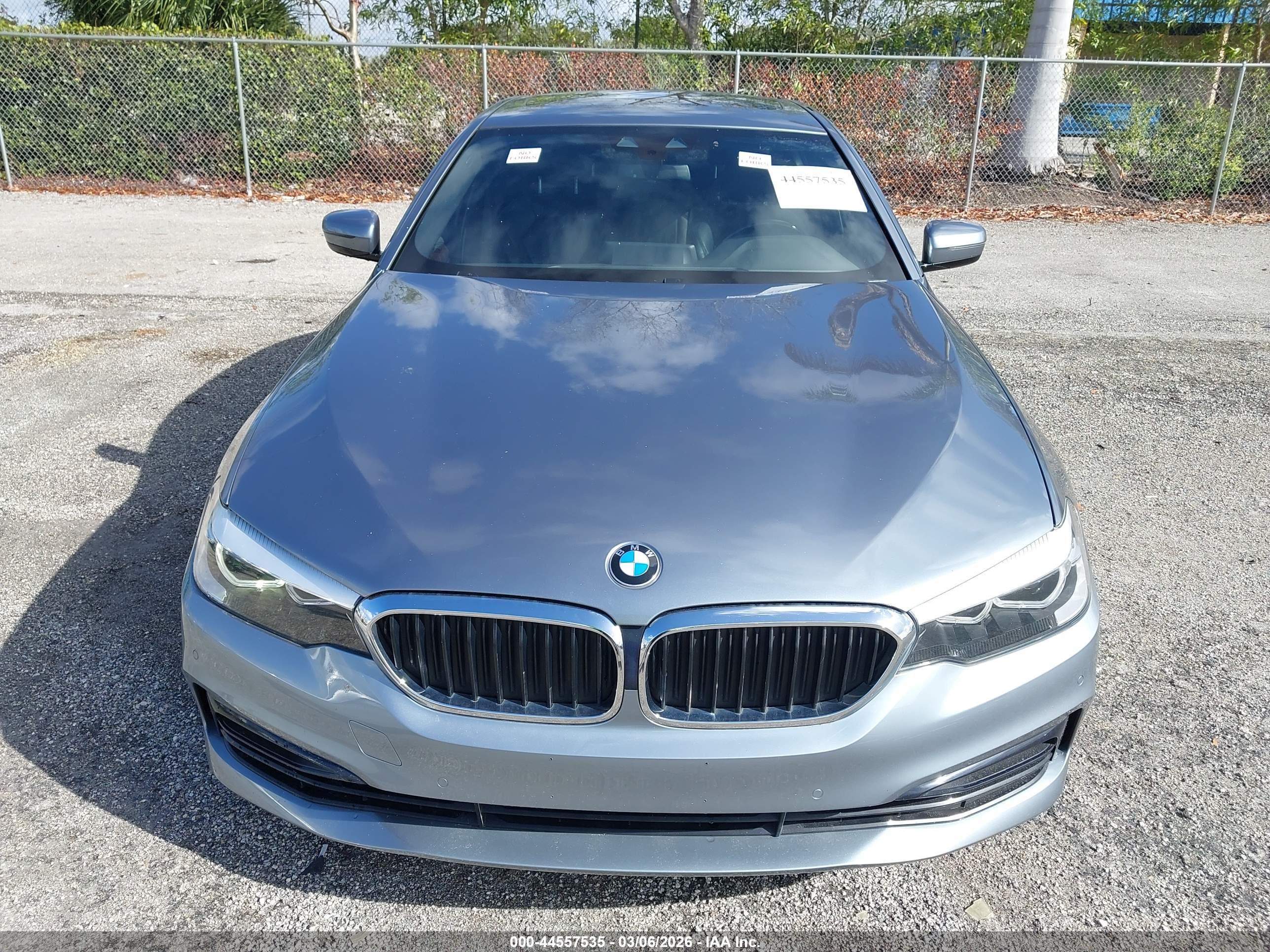 BMW 530I image 6